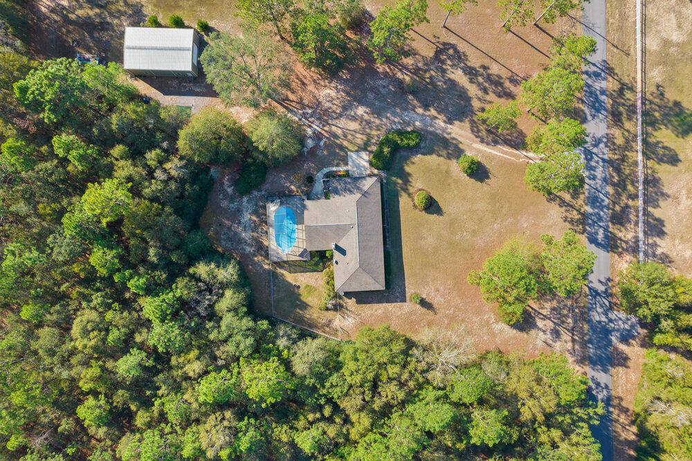 COUNTRY SQUIRE ESTATES - Residential