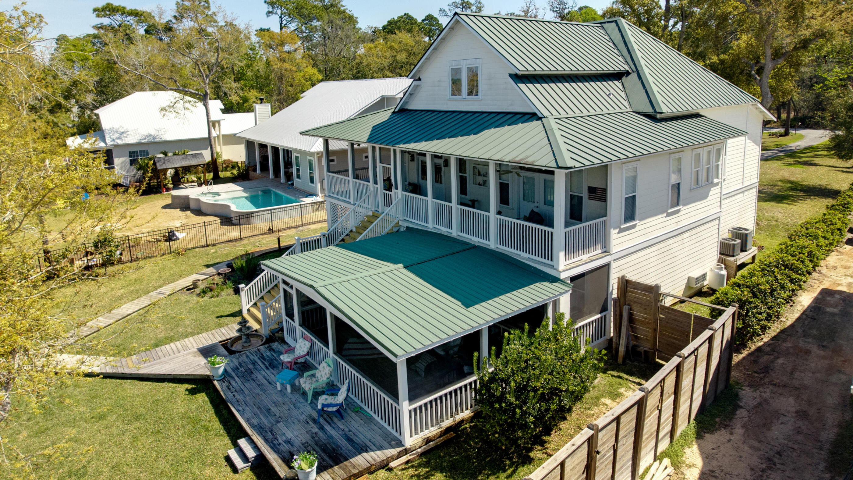 METES & BOUNDS - Residential