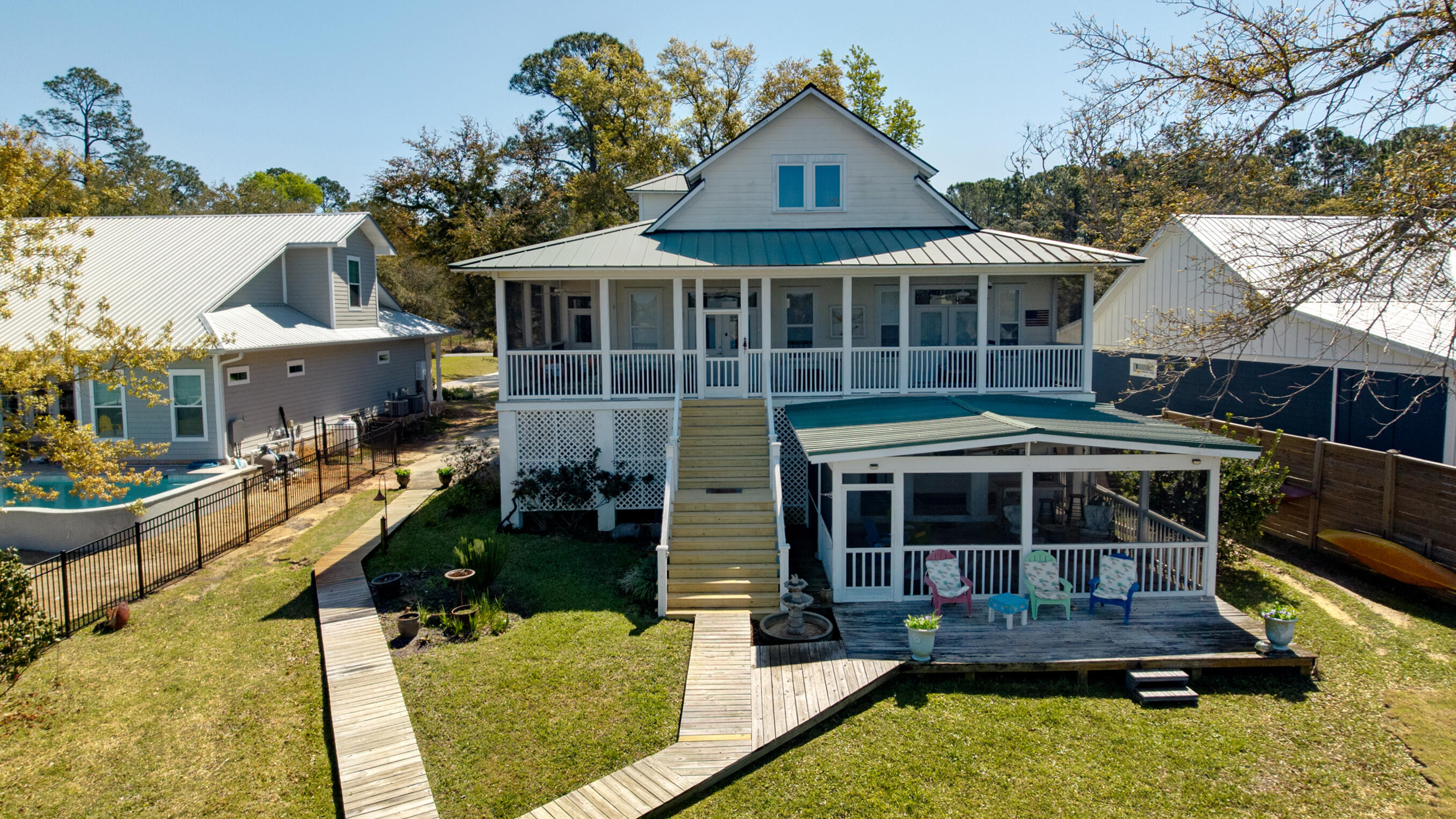 METES & BOUNDS - Residential