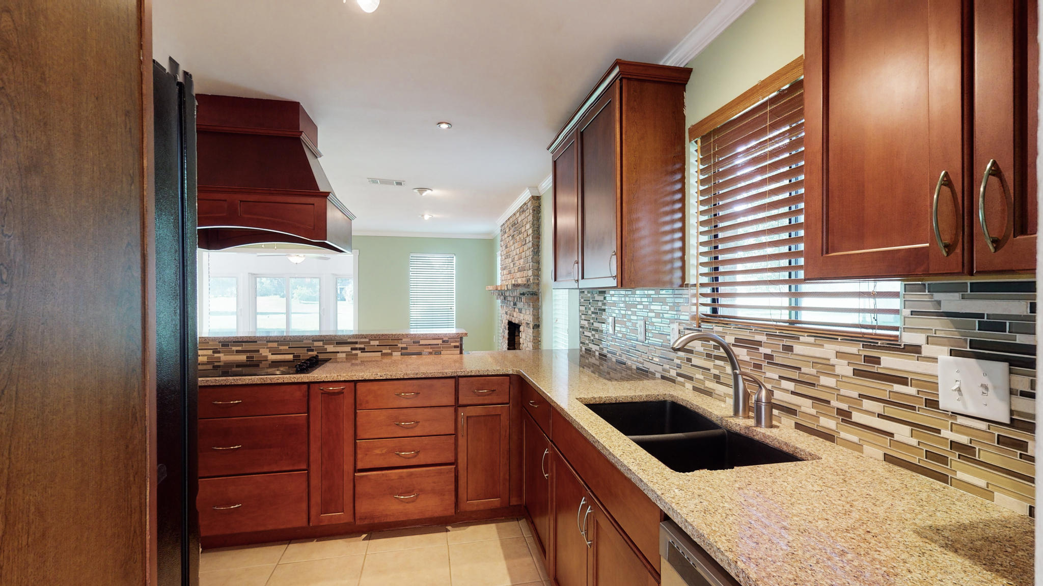 LAKE LORRAINE ESTATES 3 - Residential Lease