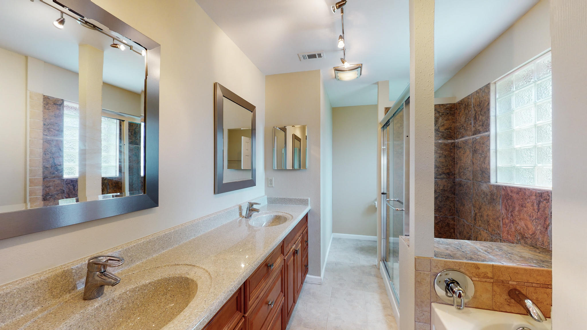 LAKE LORRAINE ESTATES 3 - Residential Lease