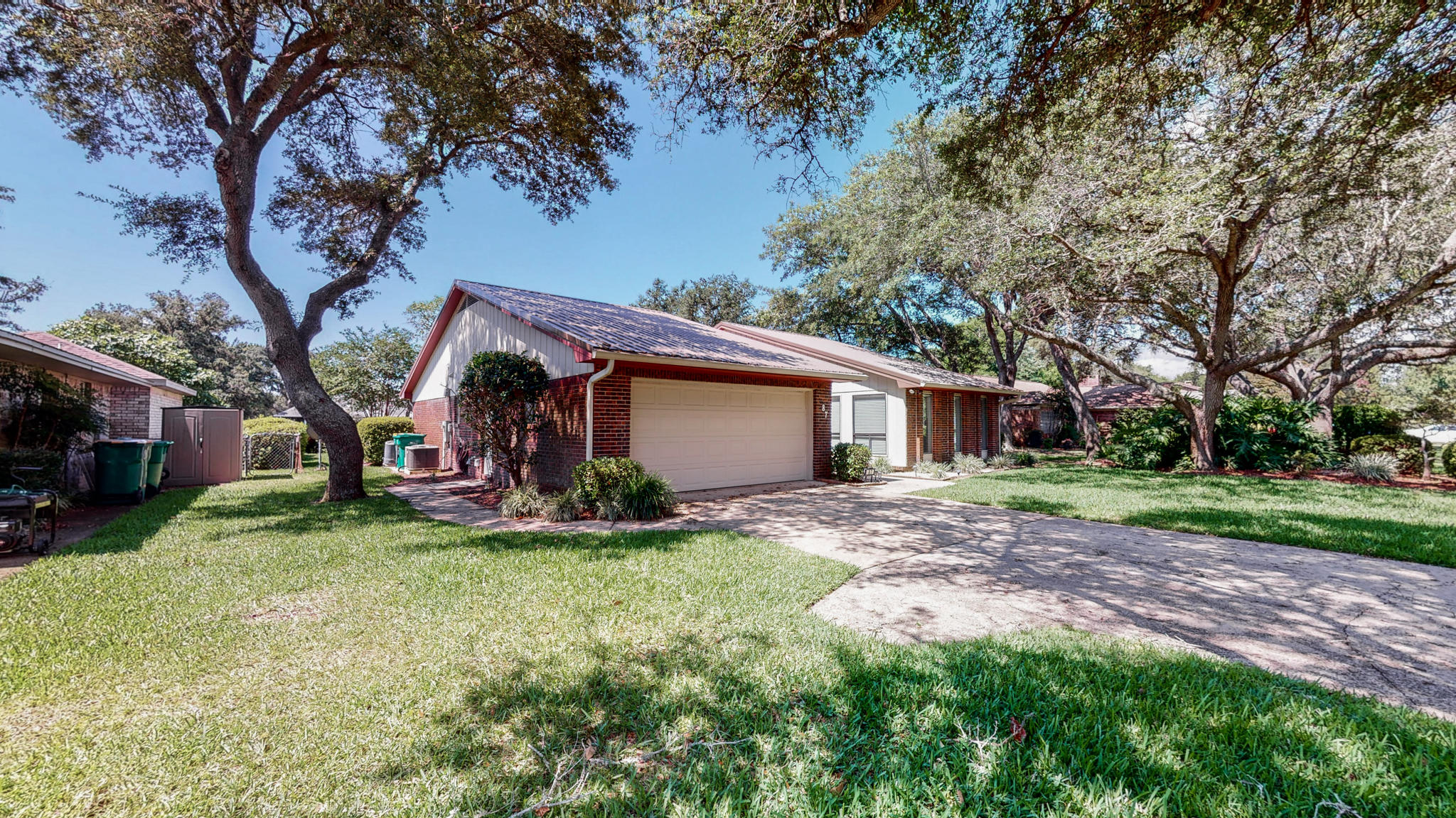 LAKE LORRAINE ESTATES 3 - Residential Lease