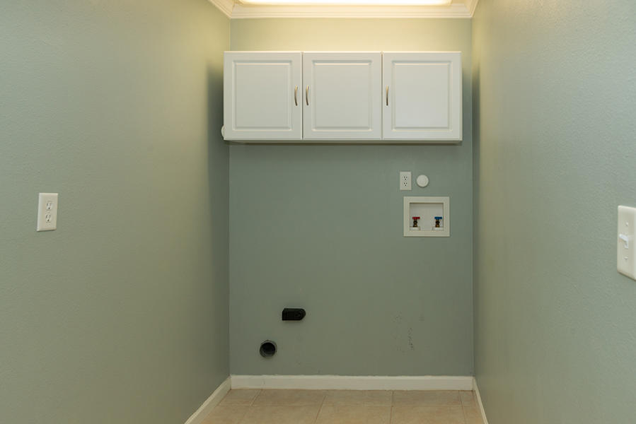 LAKE LORRAINE ESTATES 3 - Residential Lease