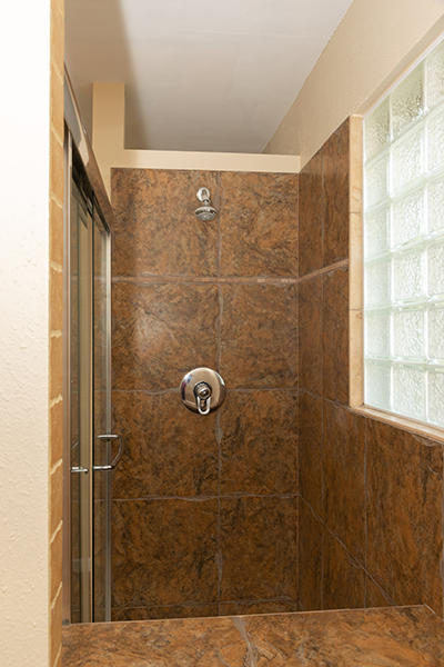 LAKE LORRAINE ESTATES 3 - Residential Lease