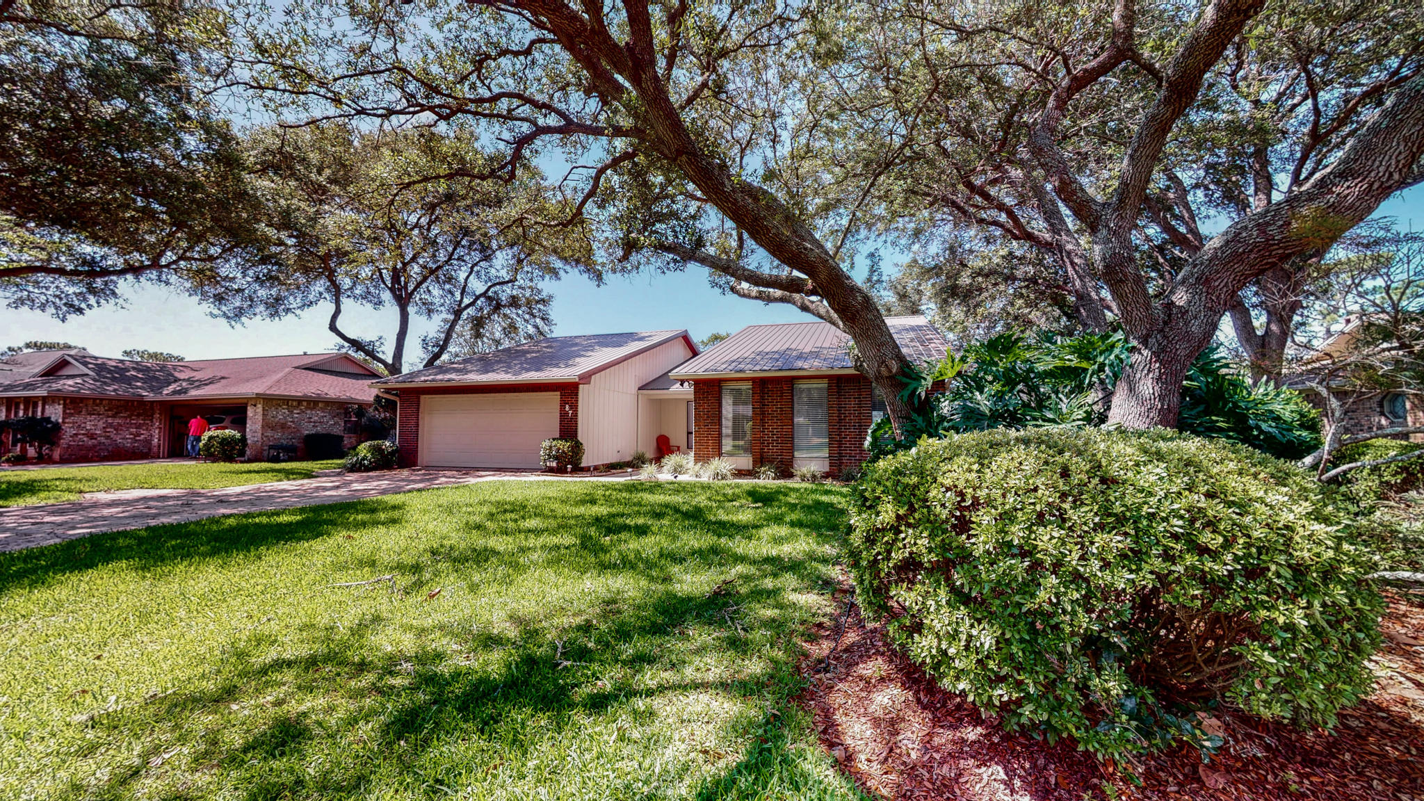 LAKE LORRAINE ESTATES 3 - Residential Lease