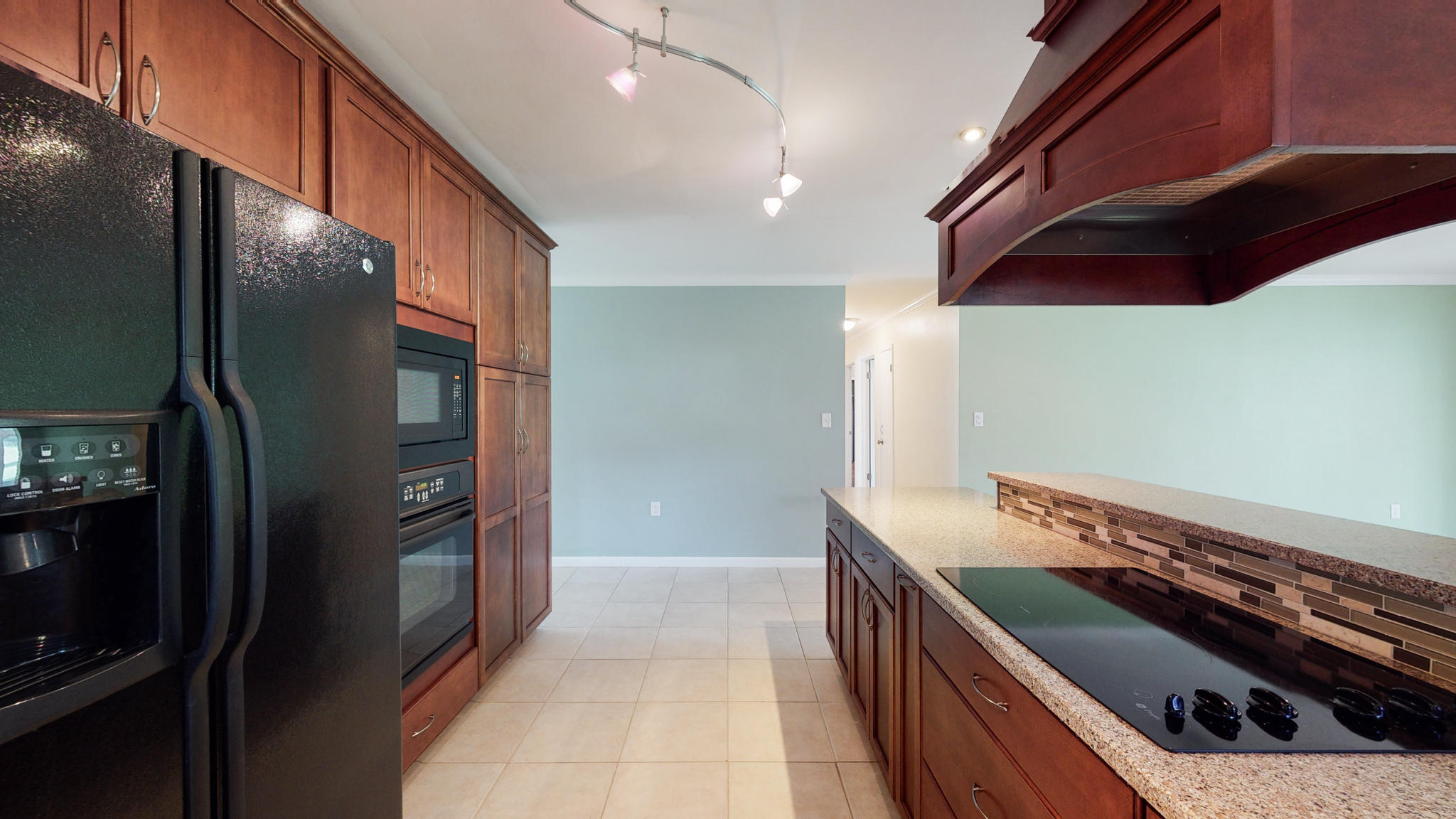 LAKE LORRAINE ESTATES 3 - Residential Lease