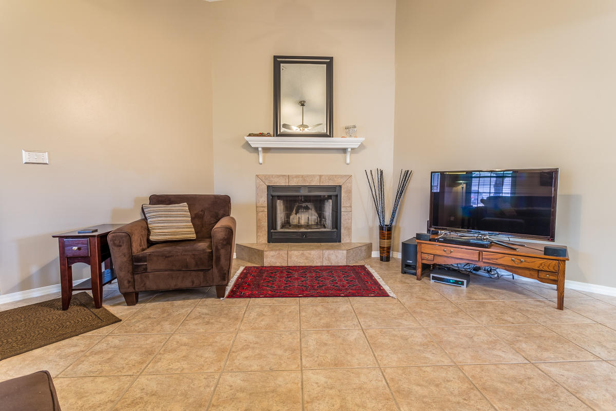 RUSHLIN PARK S/D PH 2 - Residential Lease