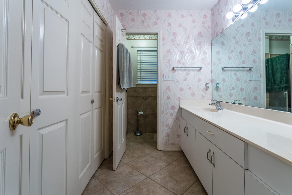 RUSHLIN PARK S/D PH 2 - Residential Lease