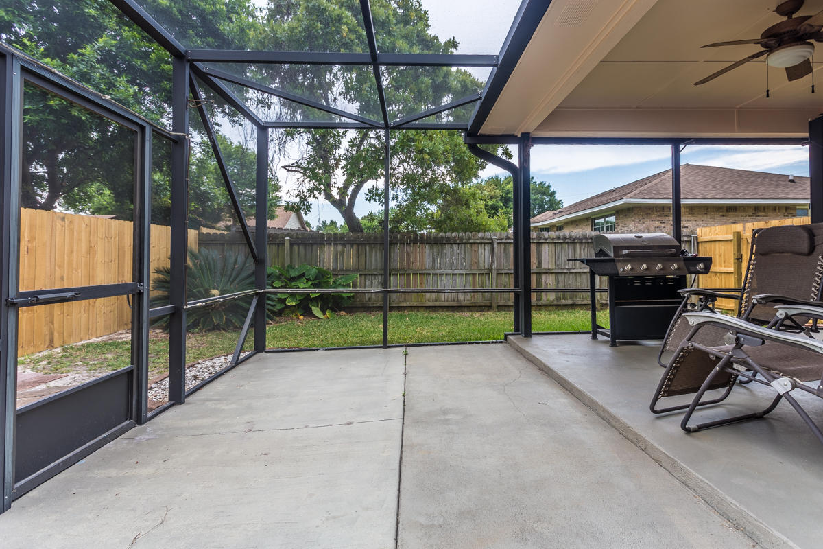 RUSHLIN PARK S/D PH 2 - Residential Lease