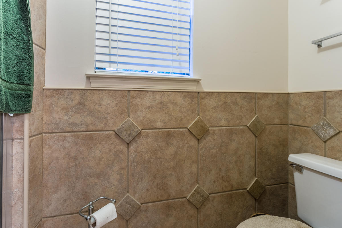 RUSHLIN PARK S/D PH 2 - Residential Lease