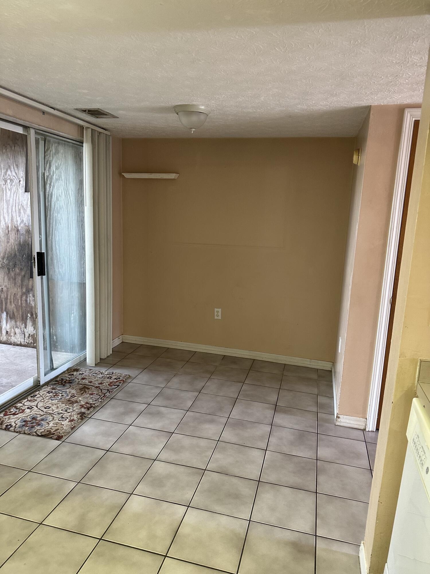 CHATELAINE ESTATES S/D PH 2Unit #: 61 - Residential