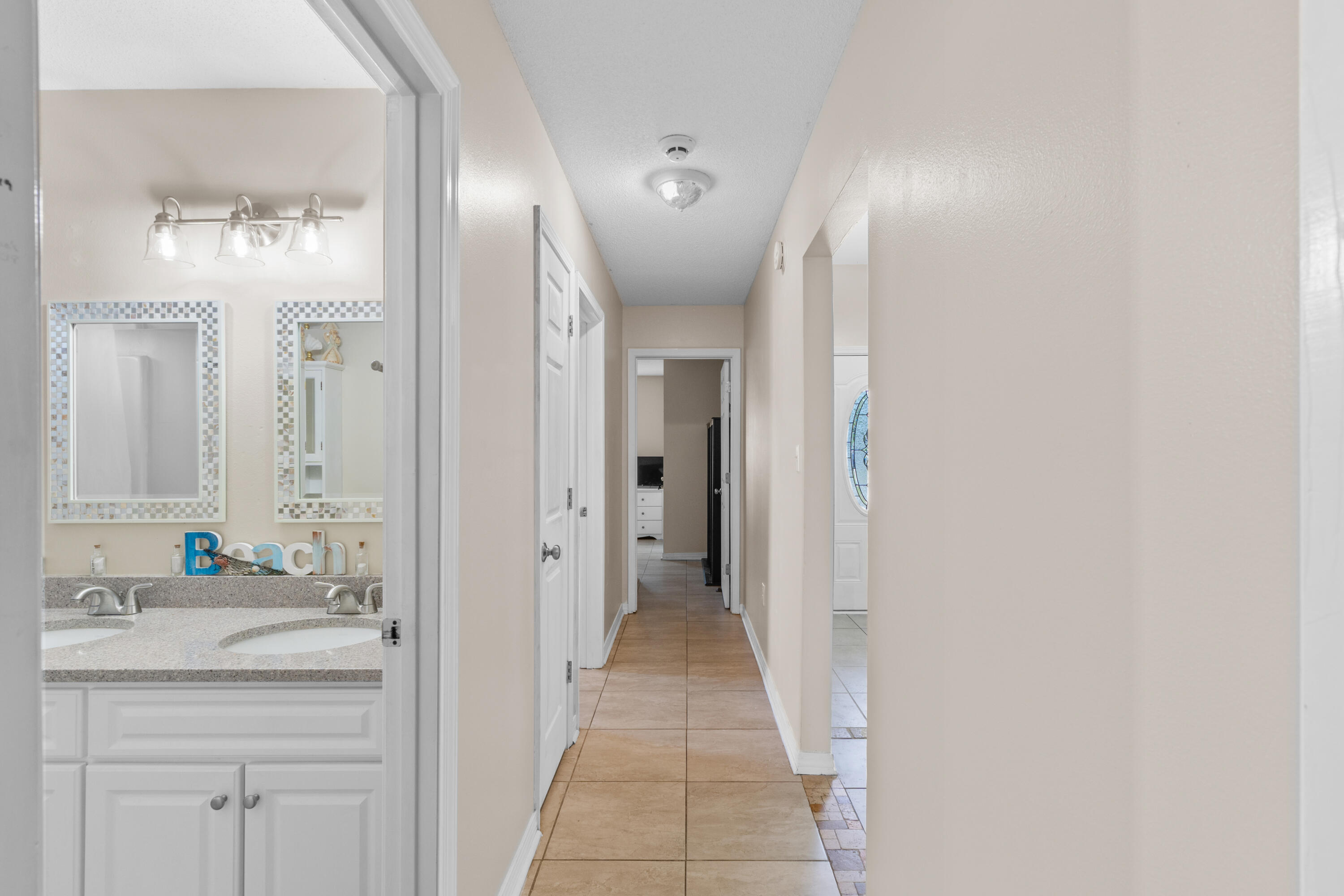 HOLLEY BY THE SEA - Residential