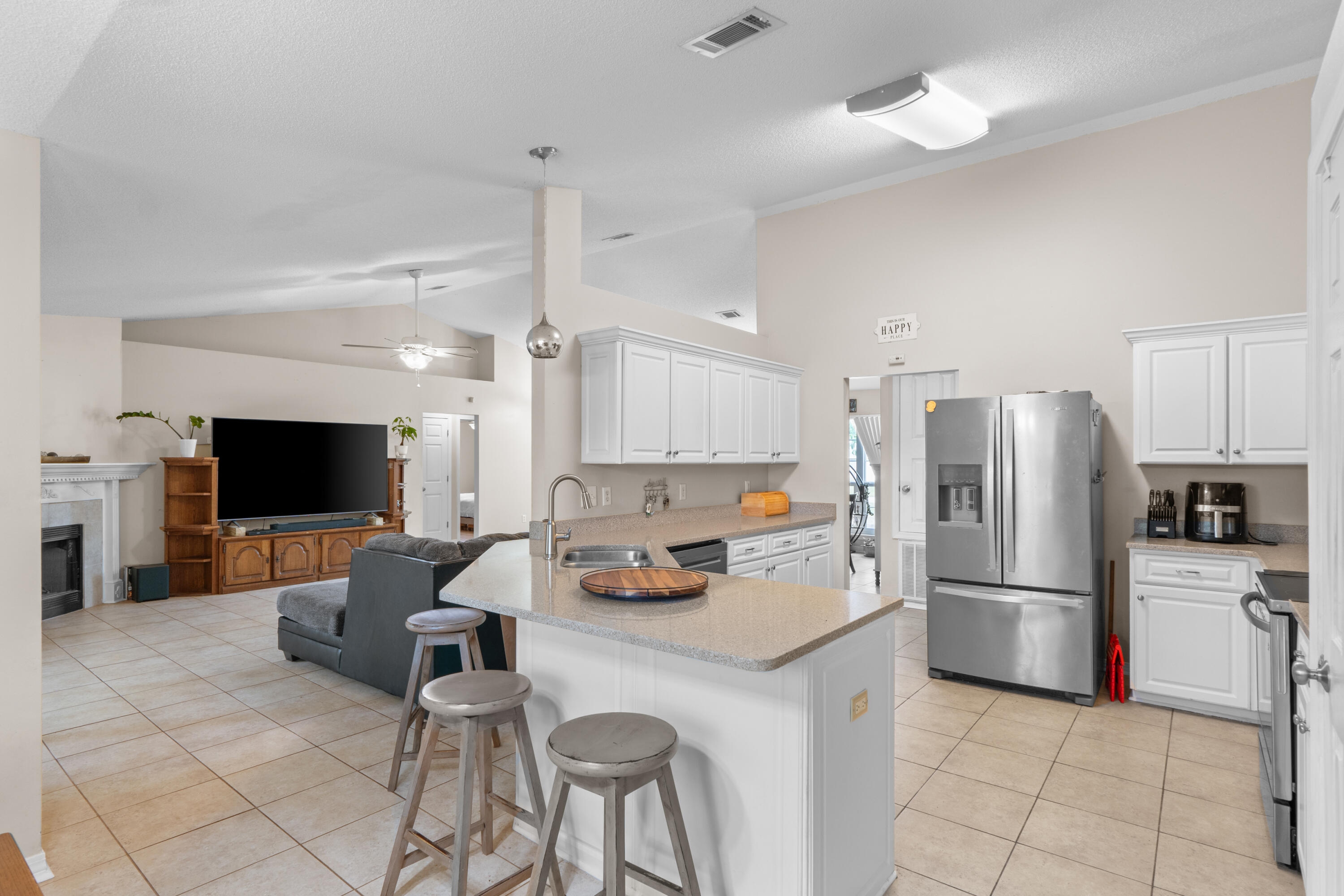 HOLLEY BY THE SEA - Residential