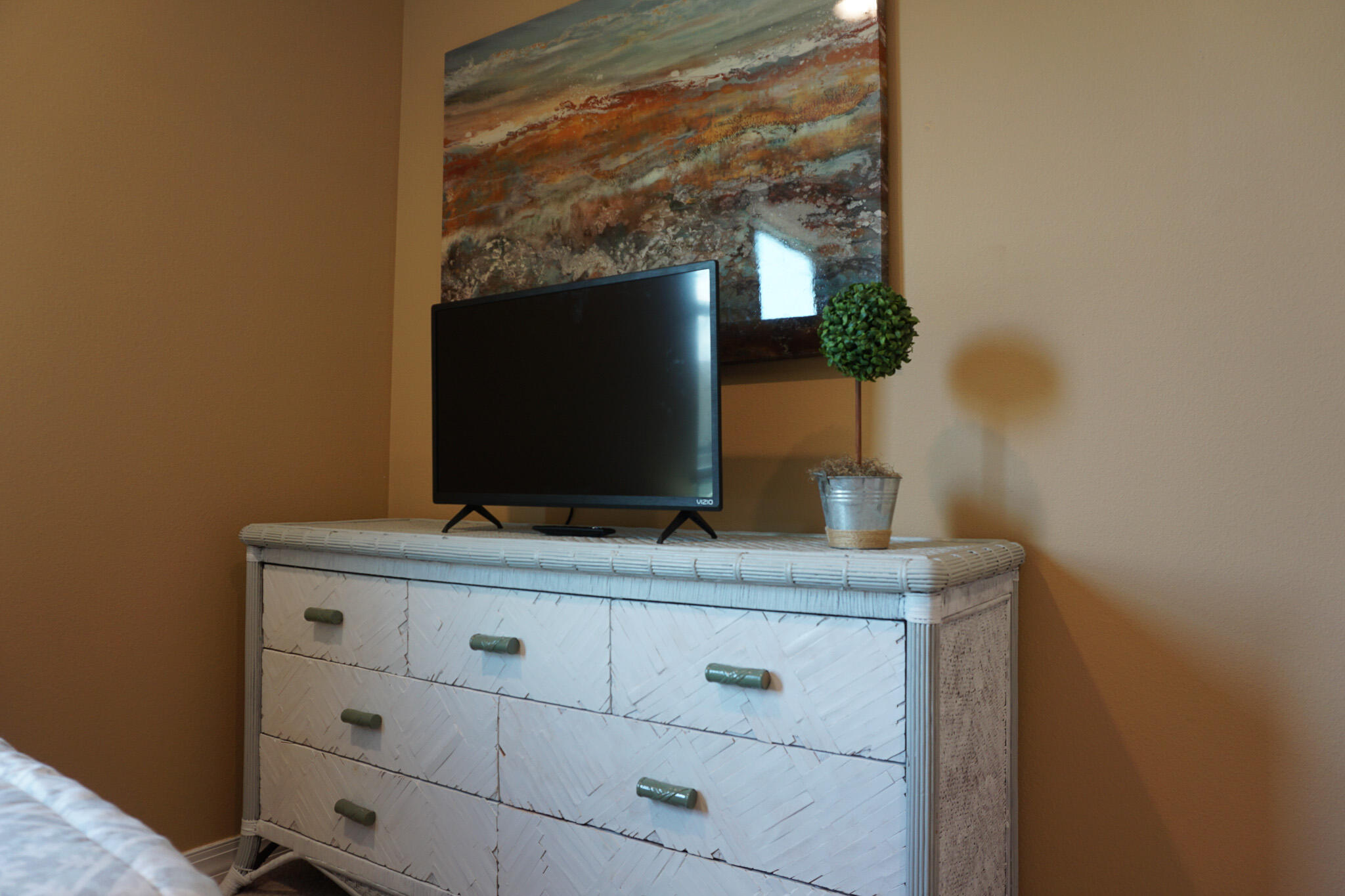 HERITAGE MANOR - Residential Lease