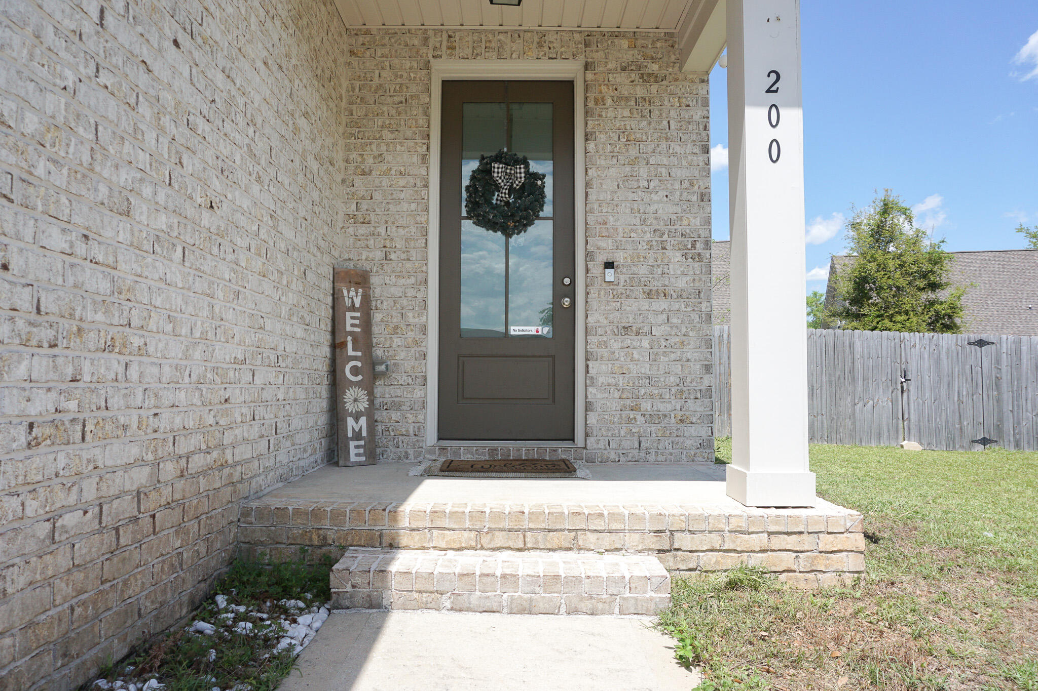 HERITAGE MANOR - Residential Lease