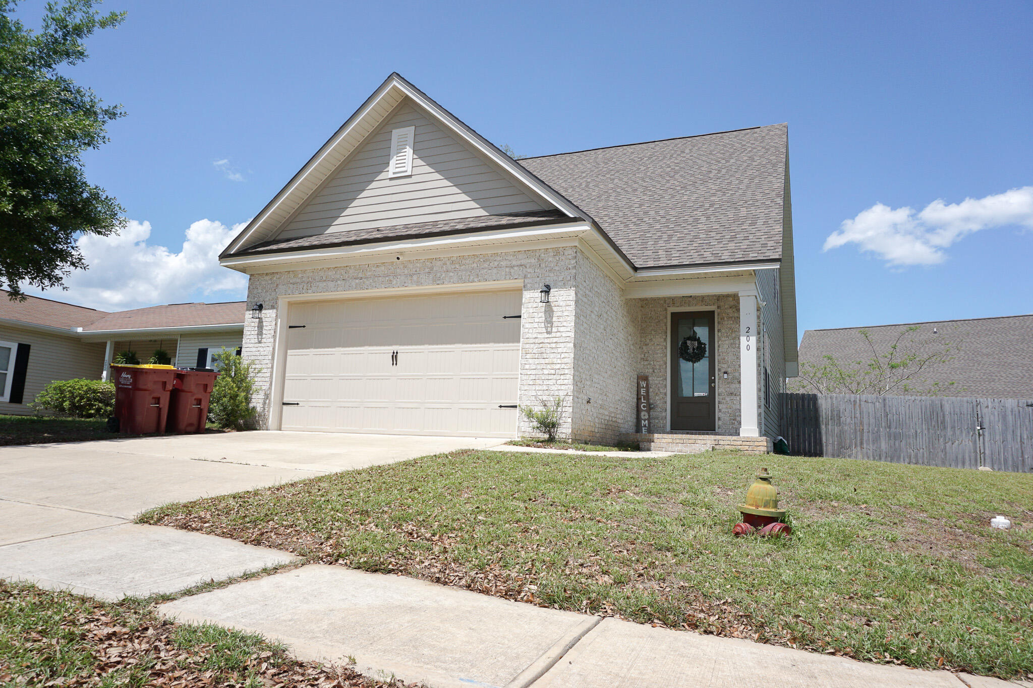 HERITAGE MANOR - Residential Lease