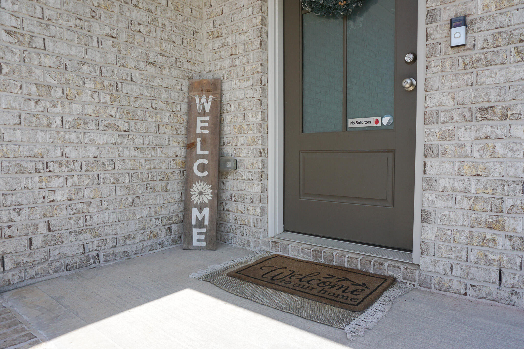 HERITAGE MANOR - Residential Lease