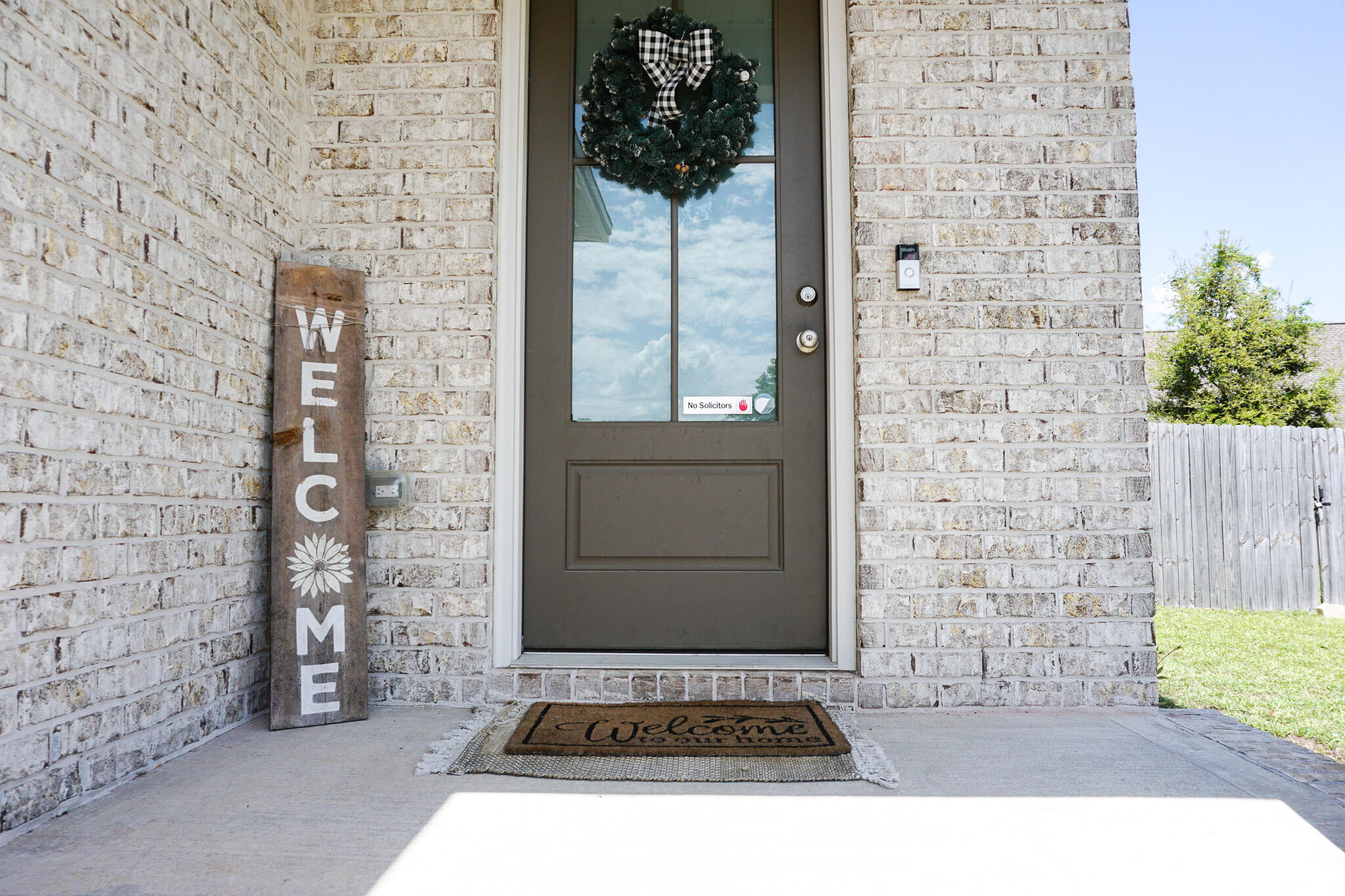 HERITAGE MANOR - Residential Lease