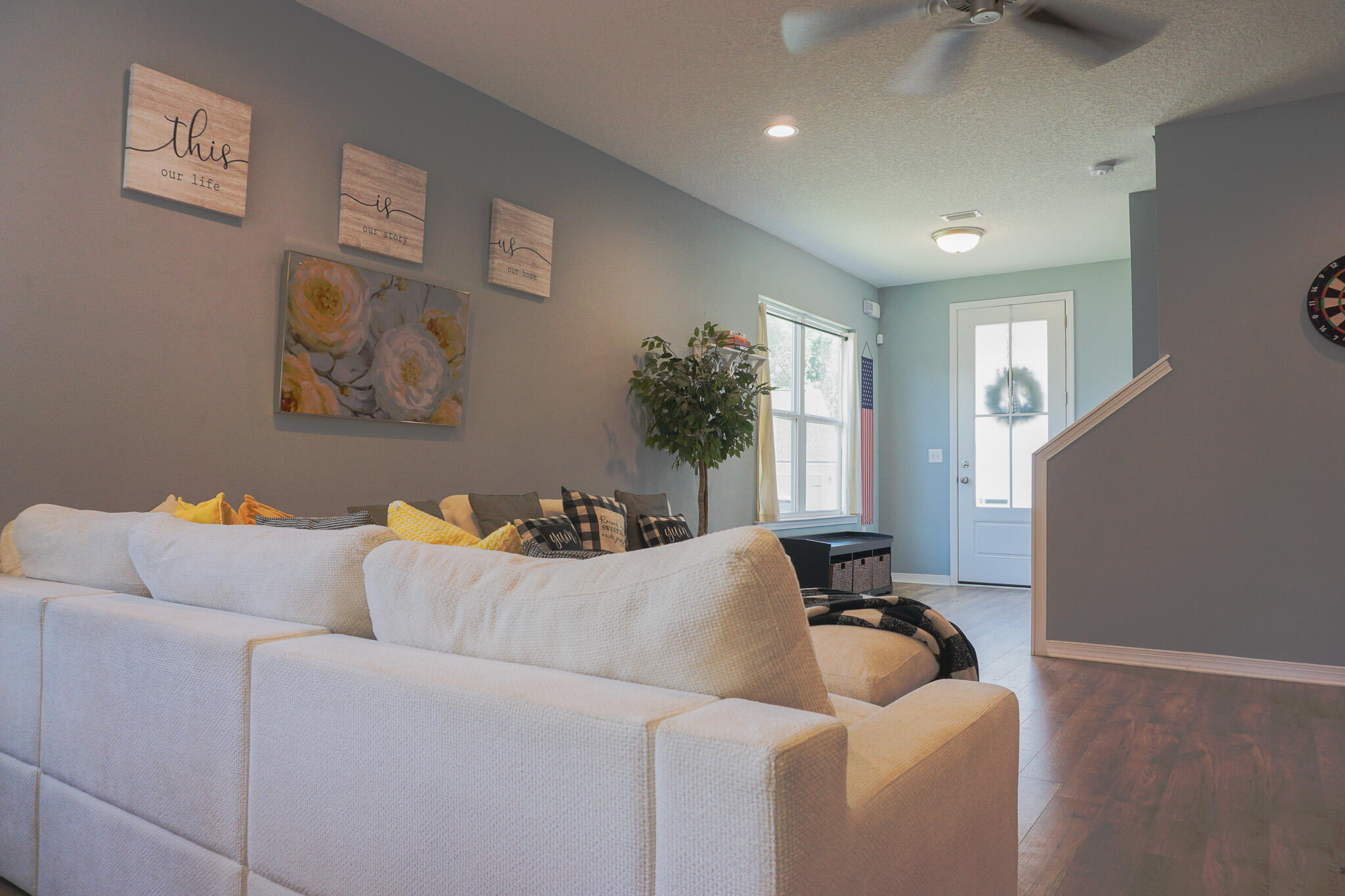 HERITAGE MANOR - Residential Lease