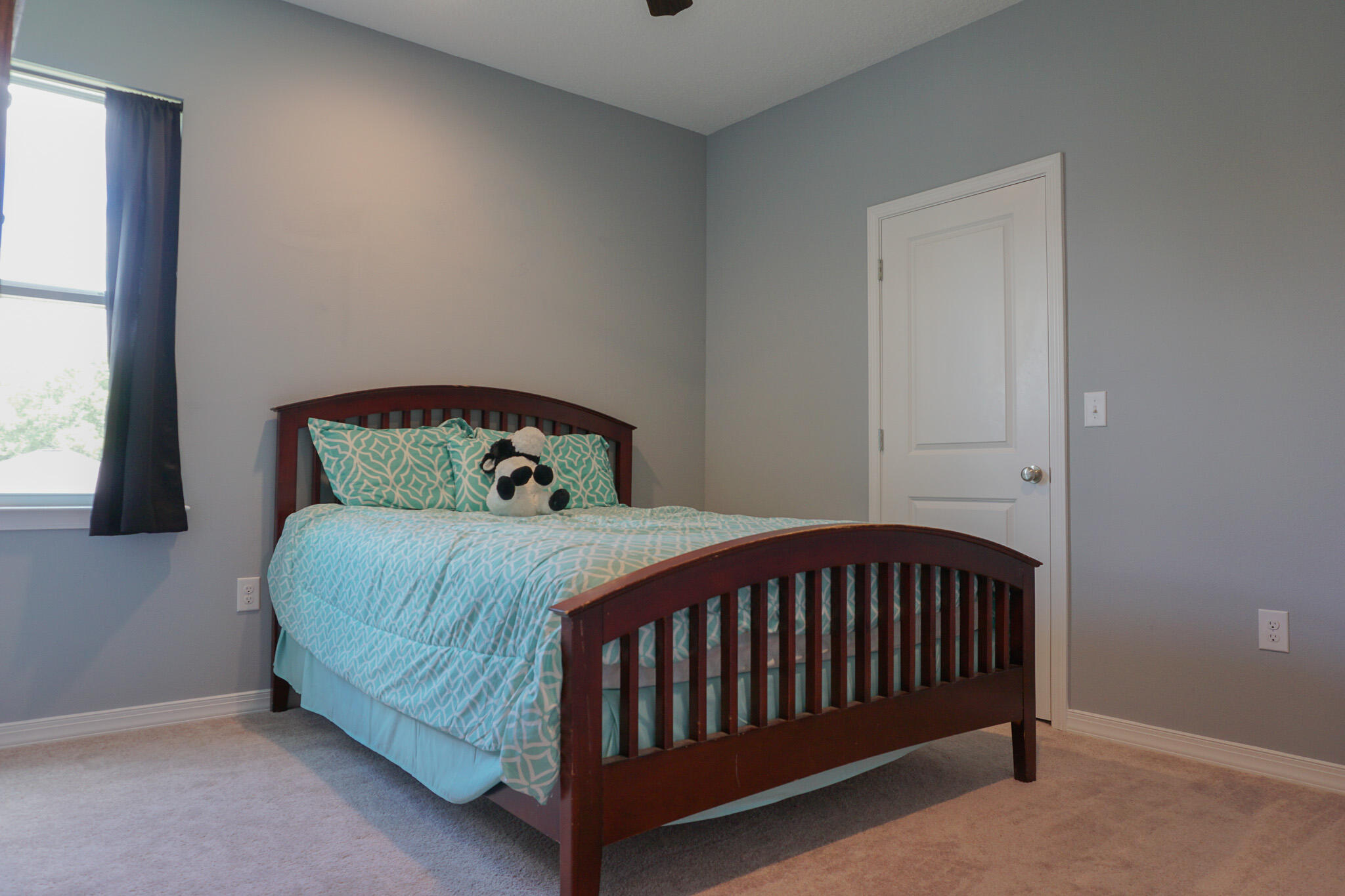 HERITAGE MANOR - Residential Lease