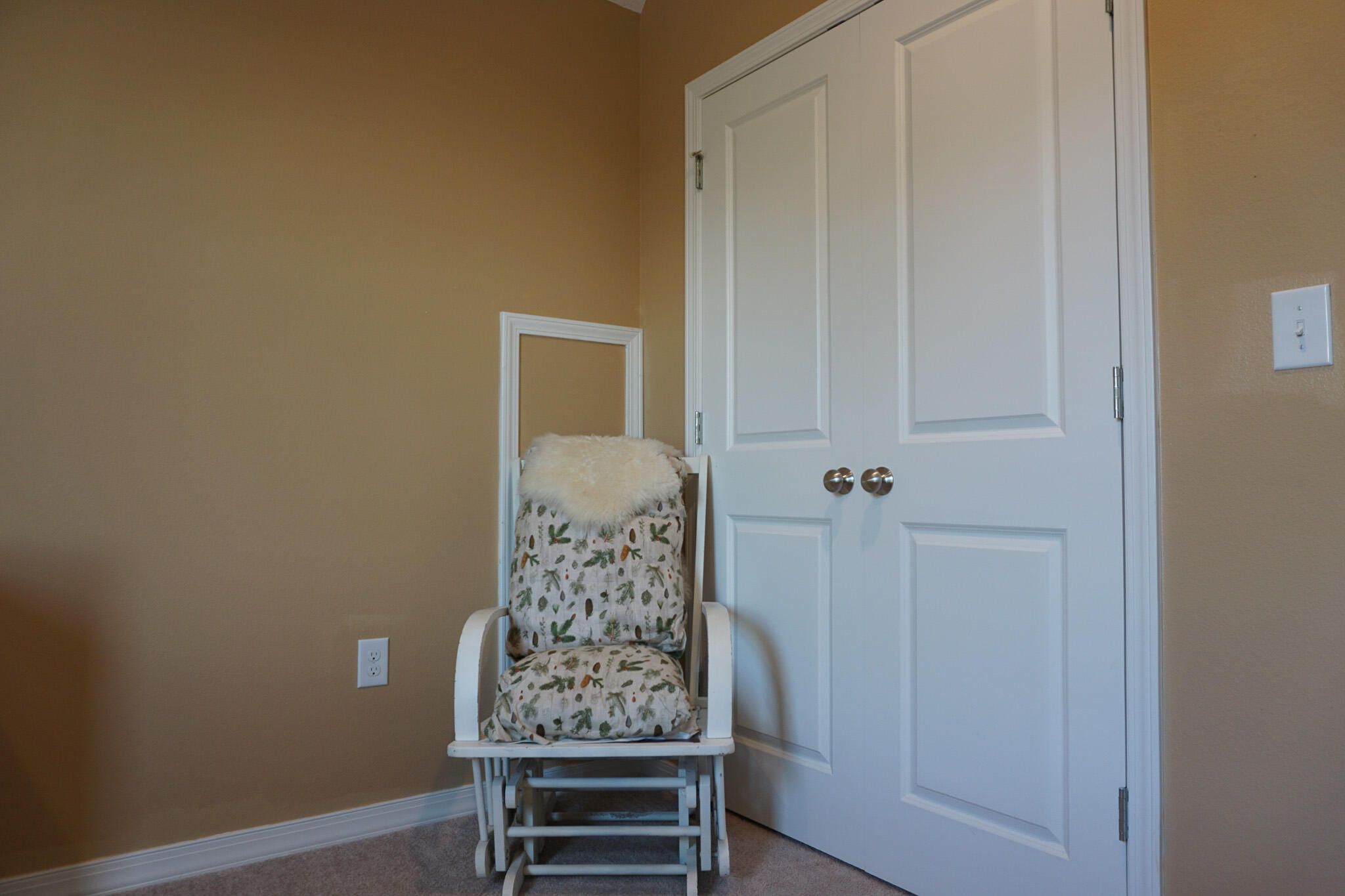 HERITAGE MANOR - Residential Lease