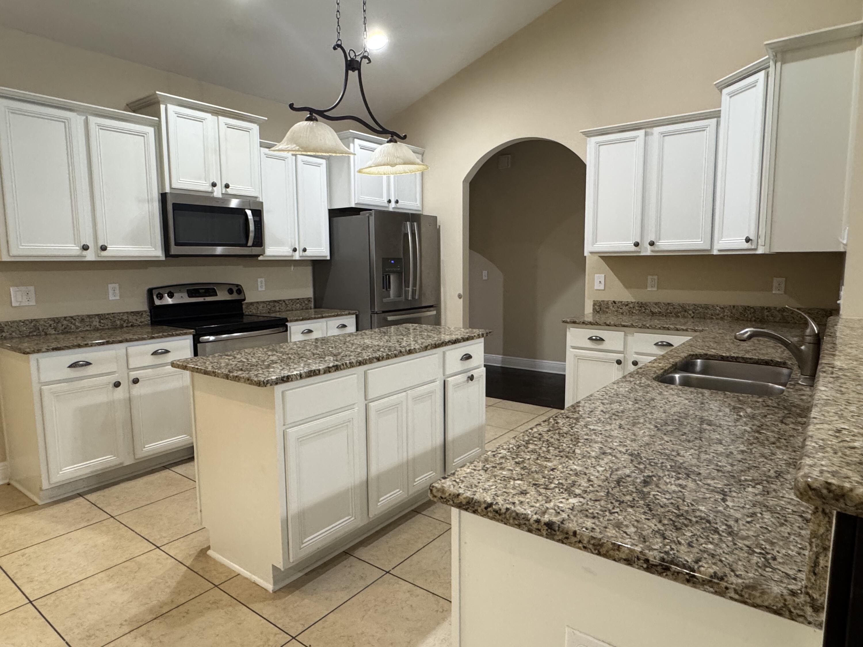 WHISPERING LAKE - Residential Lease