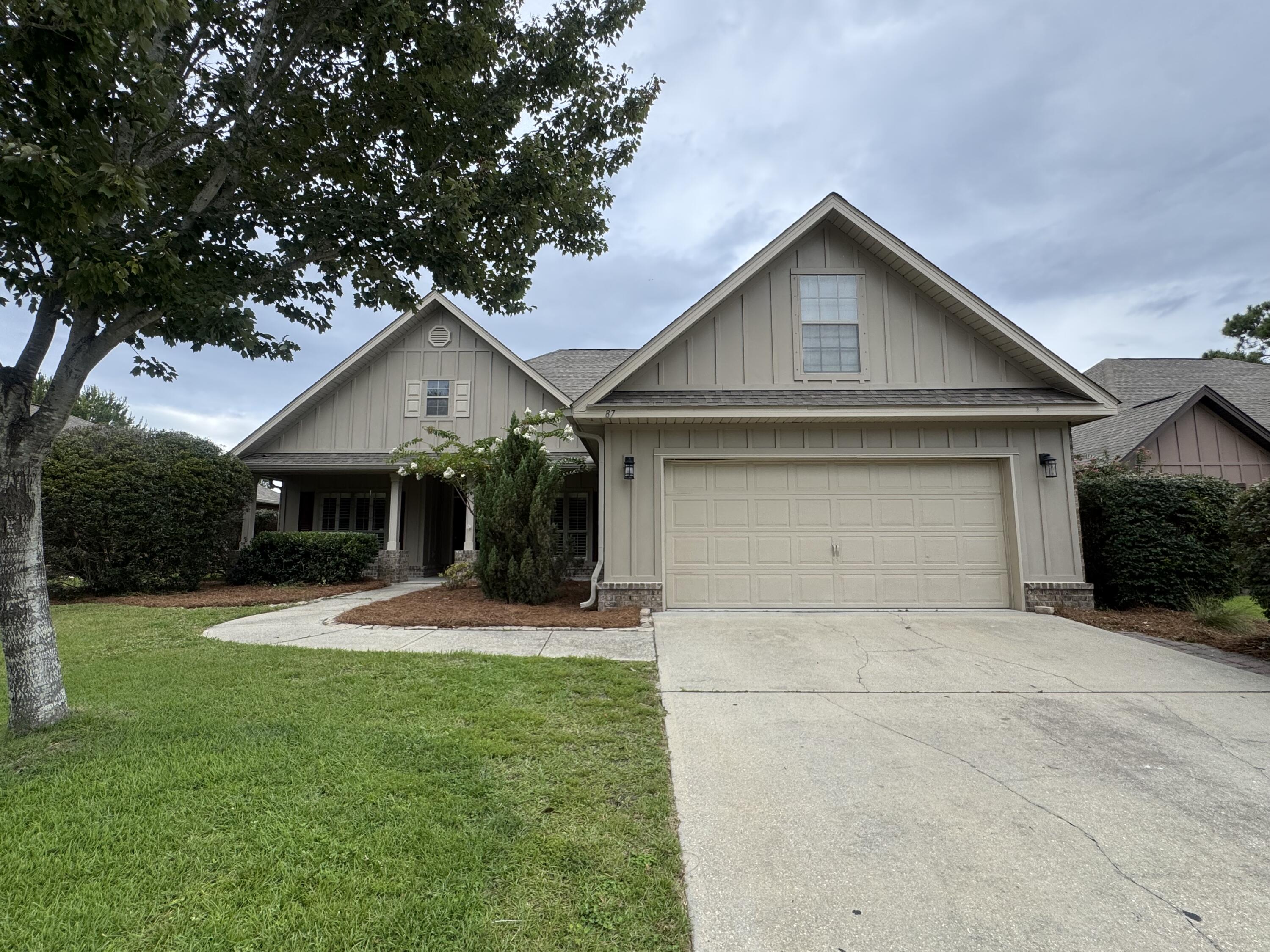 For Rent - Spacious 4BR/2.5BA Lakefront Home in Whispering Lakes, Santa Rosa Beach, FL.This expansive 4 bedroom, 2.5 bath home is situated on a 70 ft waterfront lot in the peaceful Whispering Lakes neighborhood. With 2,582 square feet of living space, this home offers plenty of room for families or those who love to entertain. The heart of the home is the large kitchen, perfect for gatherings, with direct views of the lake and a seamless flow into the spacious living and dining areas. Relax and enjoy the tranquil water views from the covered and screened-in patio, or step out to the fenced backyard for outdoor fun. Additionally, there are generously sized bedrooms, including a comfortable master suite, and huge bonus rm or 4th bedroom upstairs. Close to schools, shopping, restaurants!