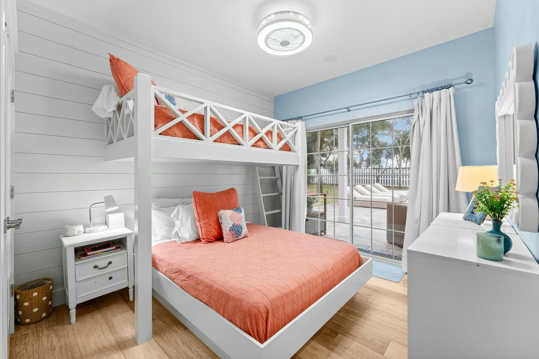 SEABREEZE - Residential