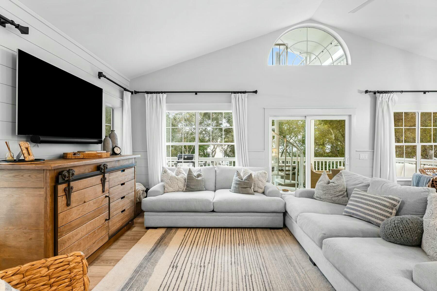 SEABREEZE - Residential