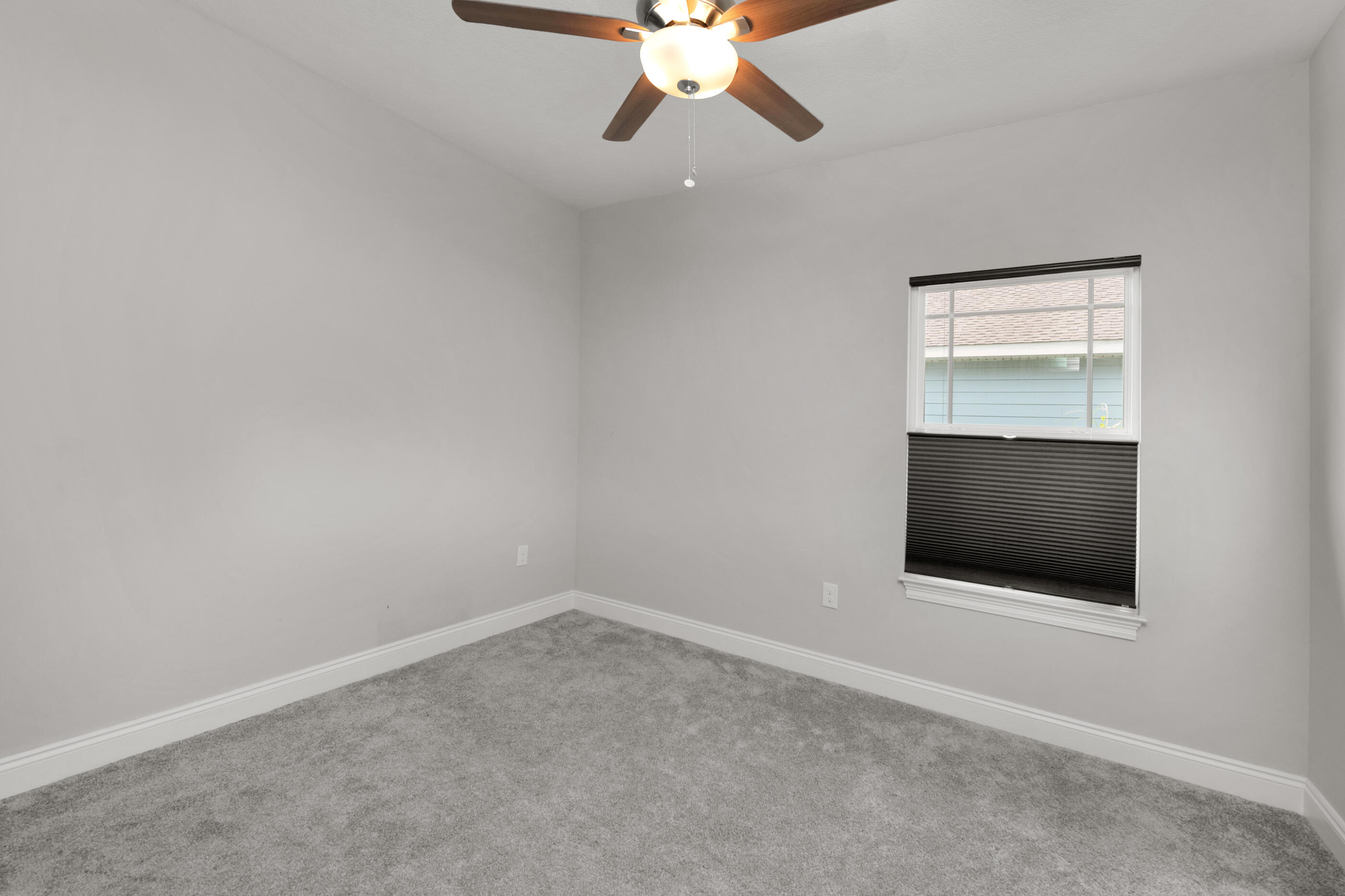 CRESCENT SHORES - Residential
