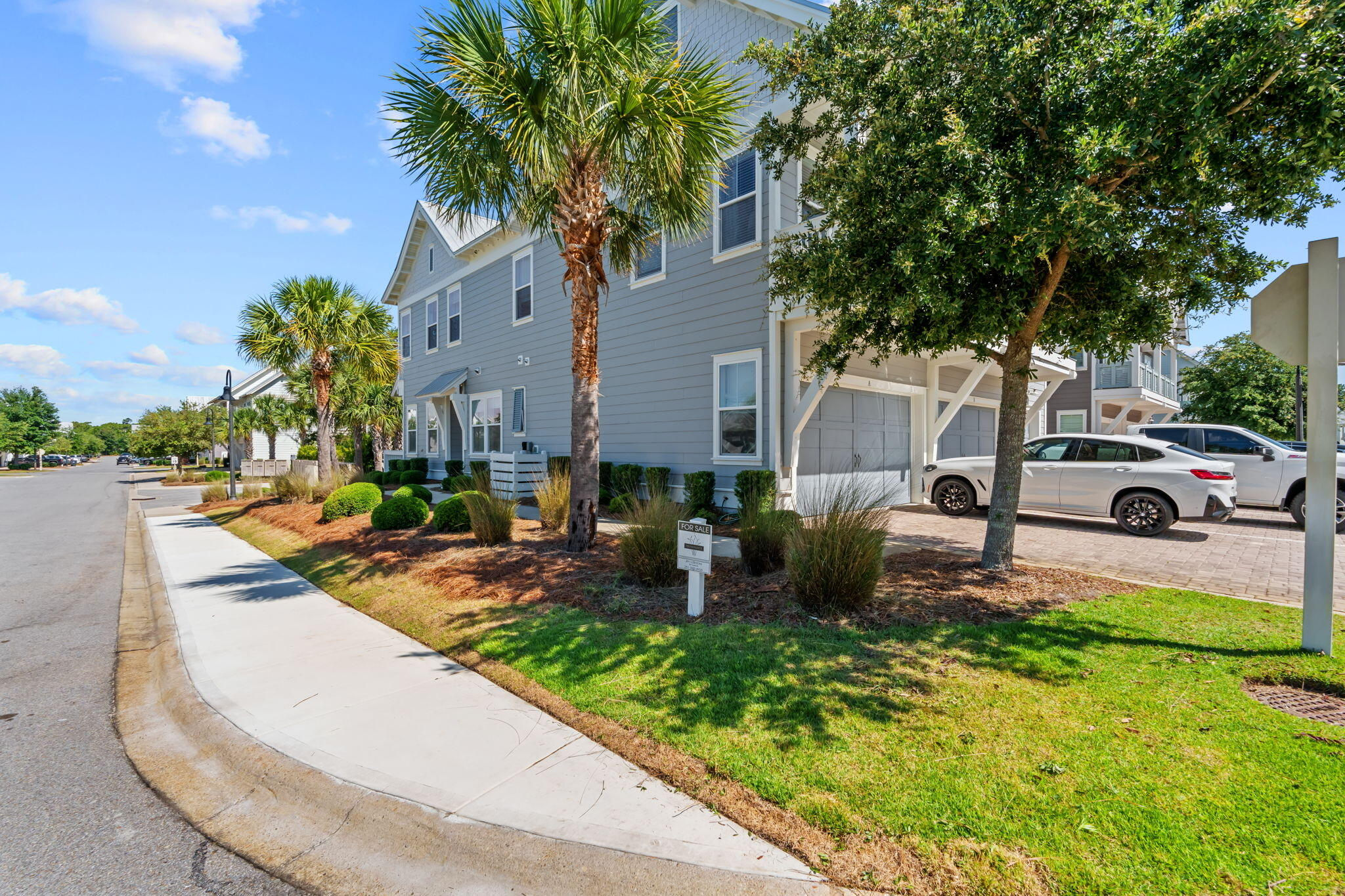 PROMINENCE - Residential