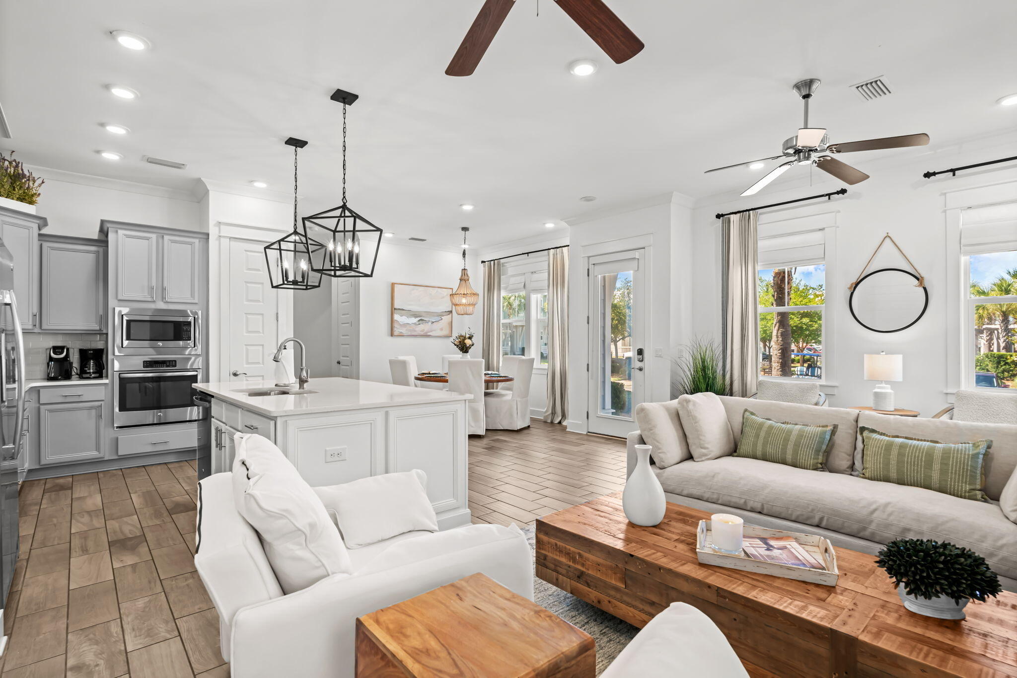 11 E Pine Lands Loop UNIT A