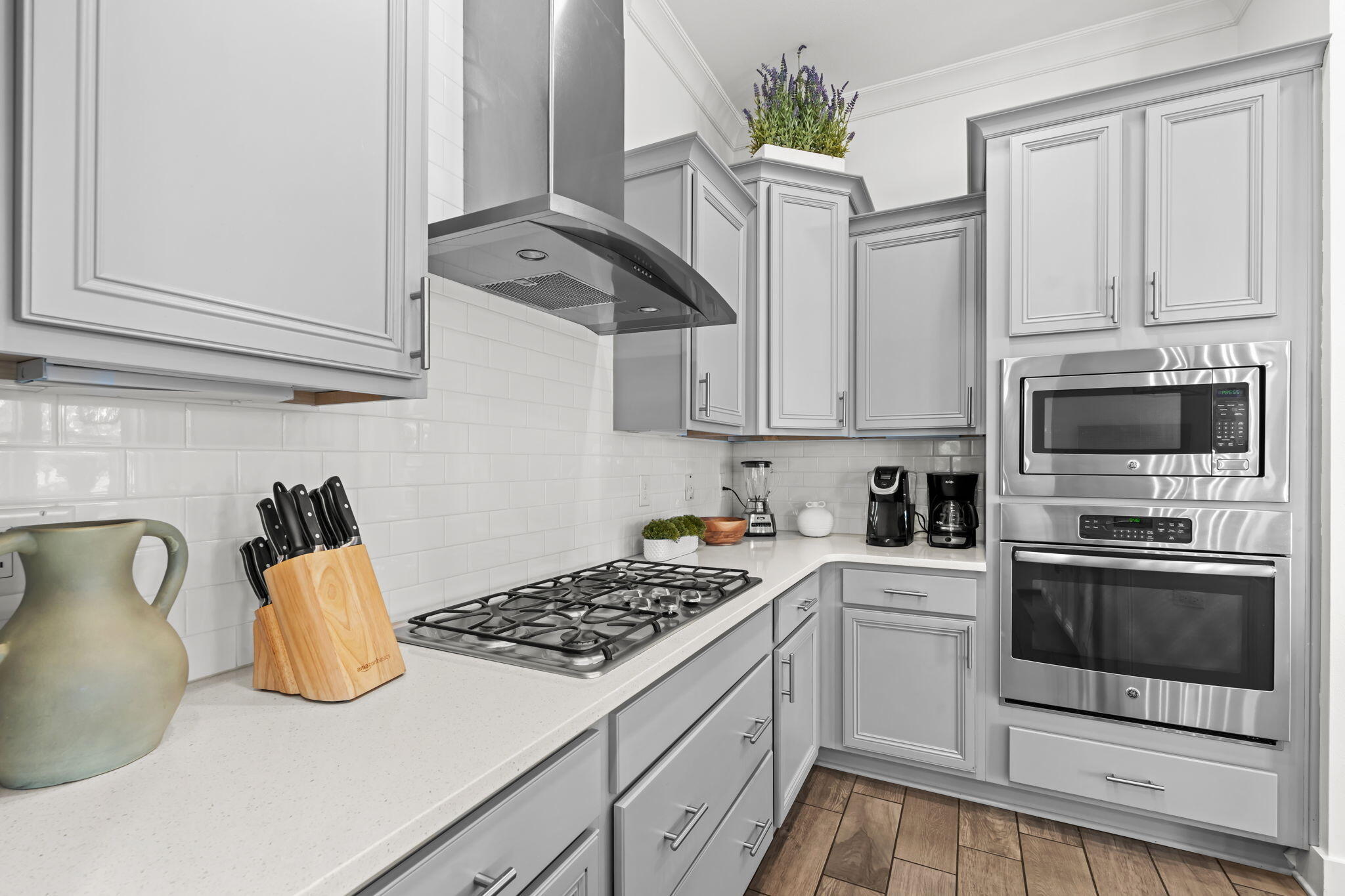 PROMINENCE - Residential