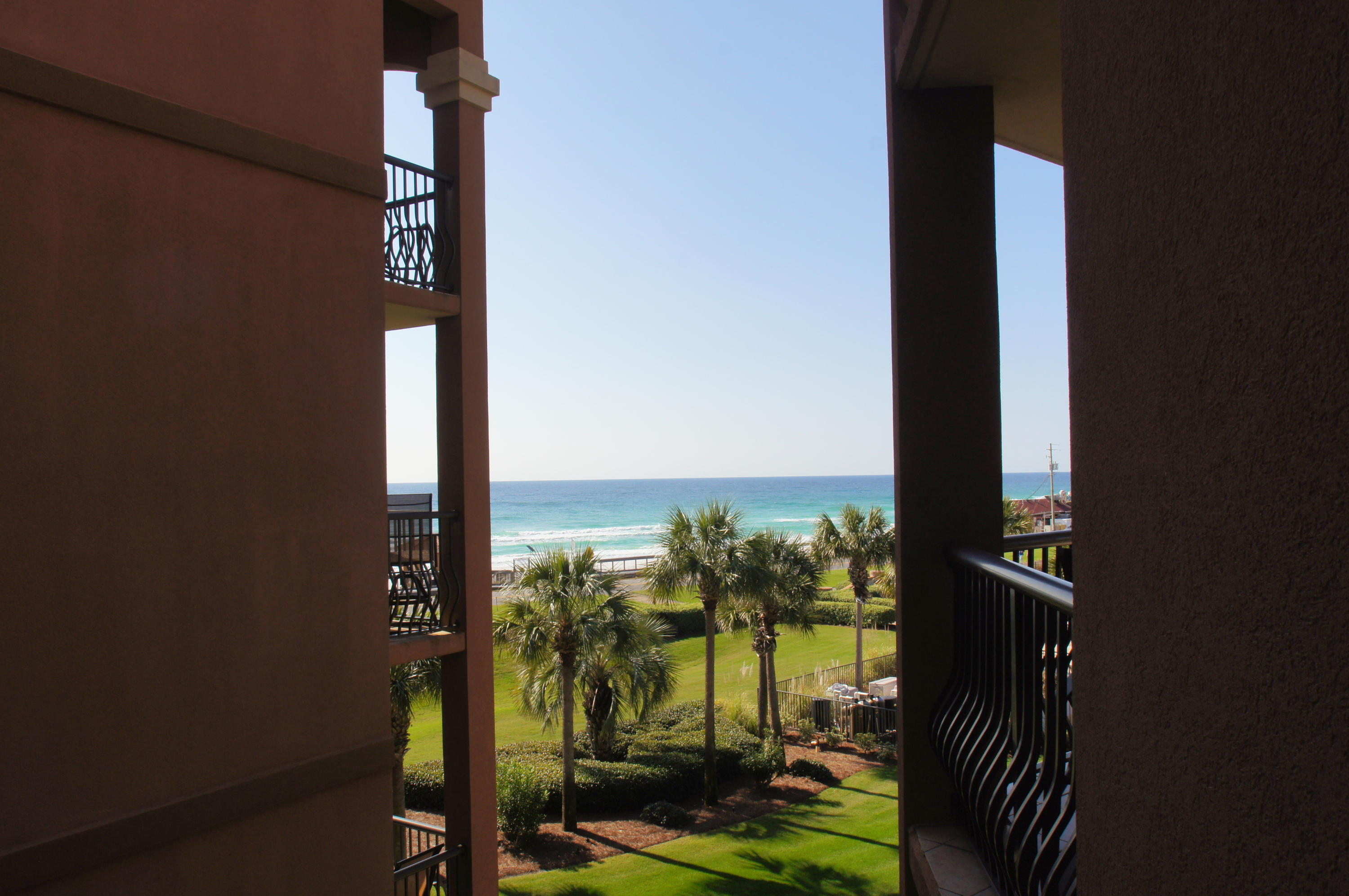 MEDITERRANEA - Residential