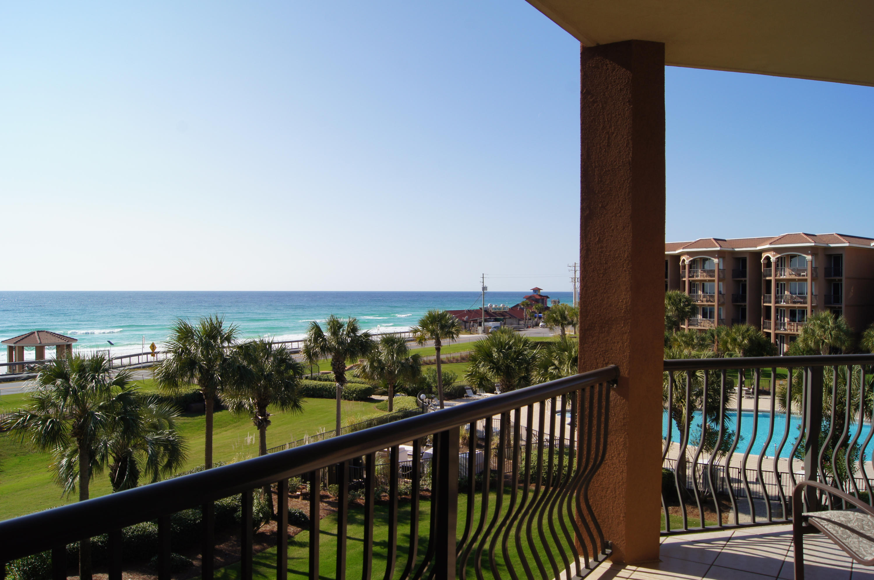 MEDITERRANEA - Residential