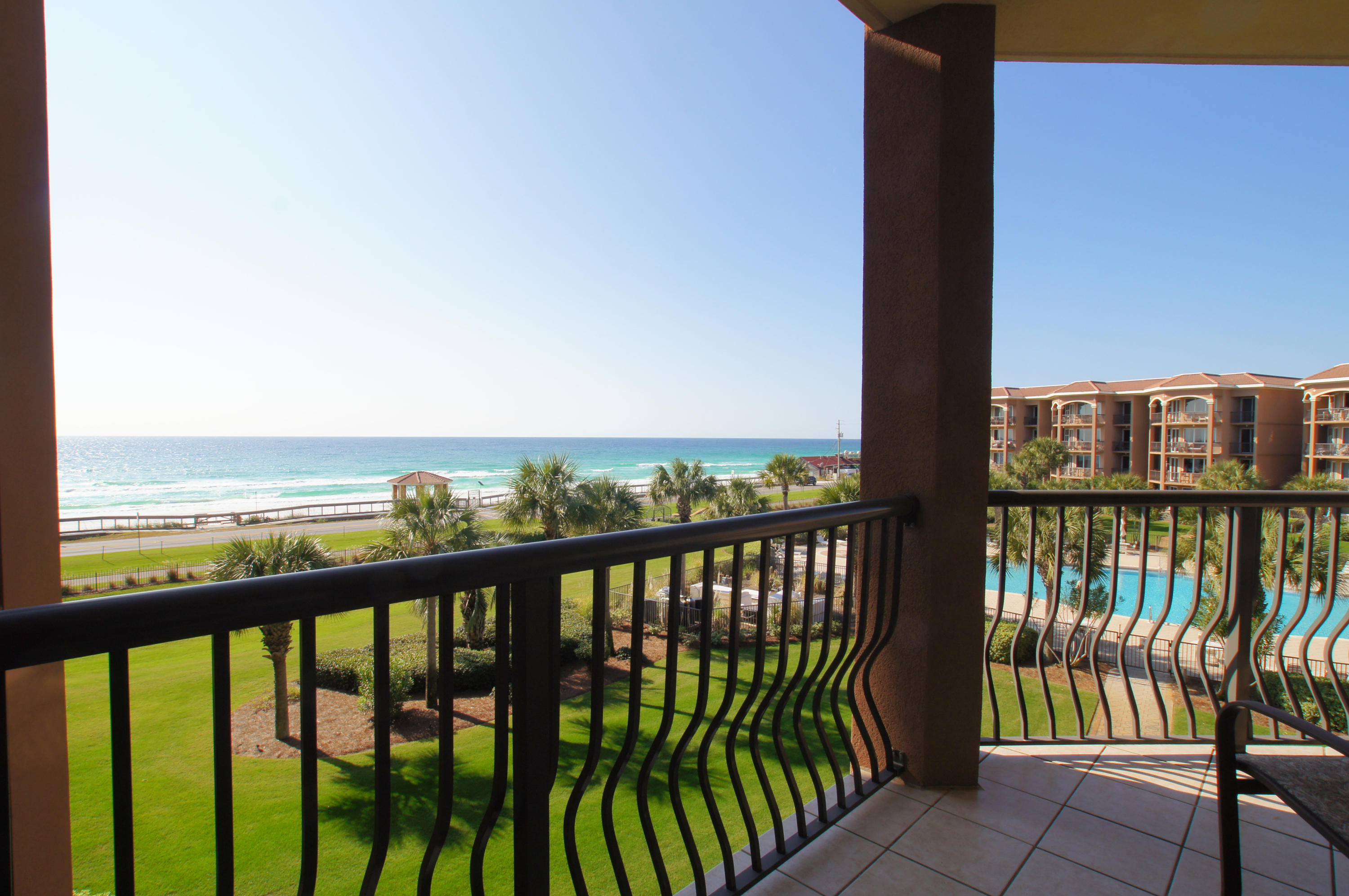 MEDITERRANEA - Residential