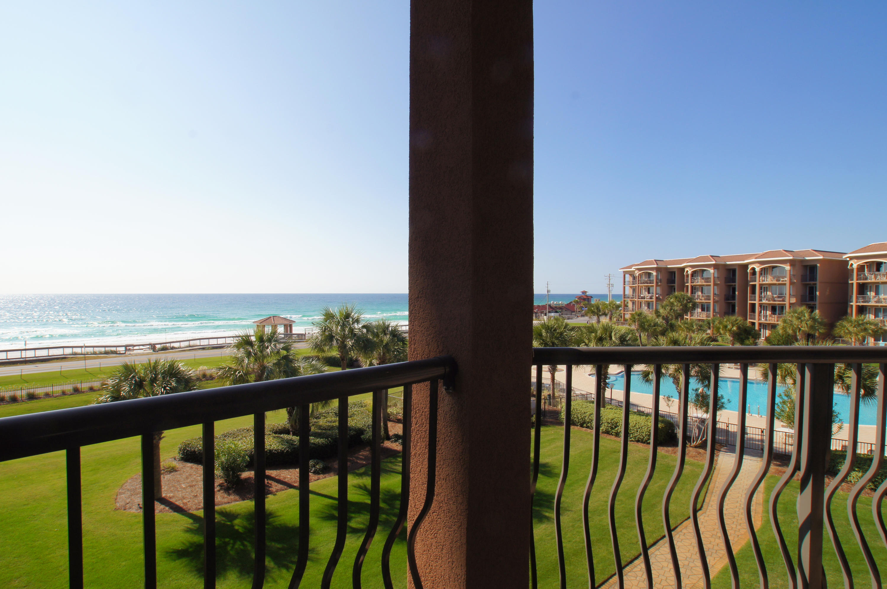 MEDITERRANEA - Residential