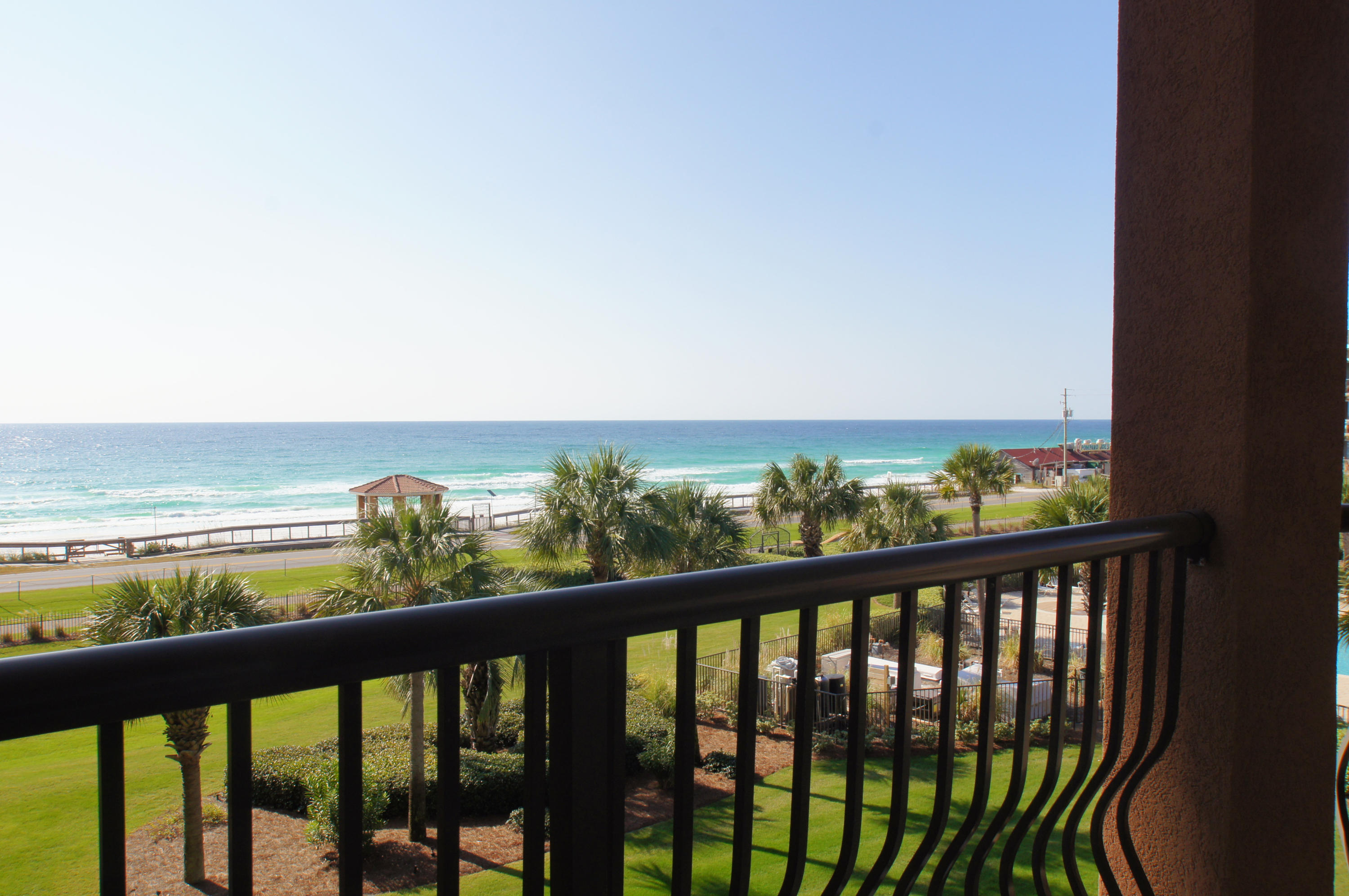 MEDITERRANEA - Residential