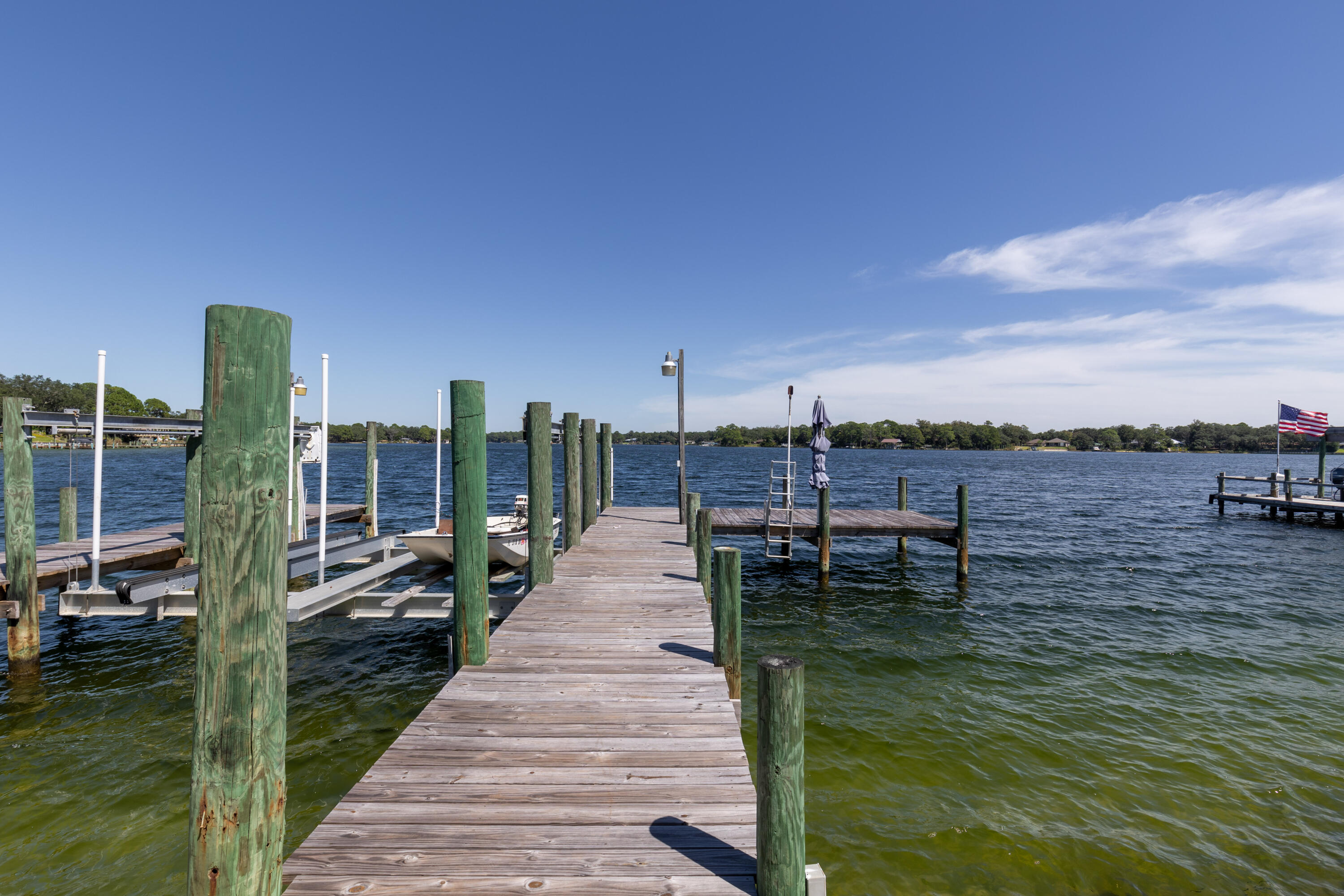 STALLWORTH POINTE - Residential