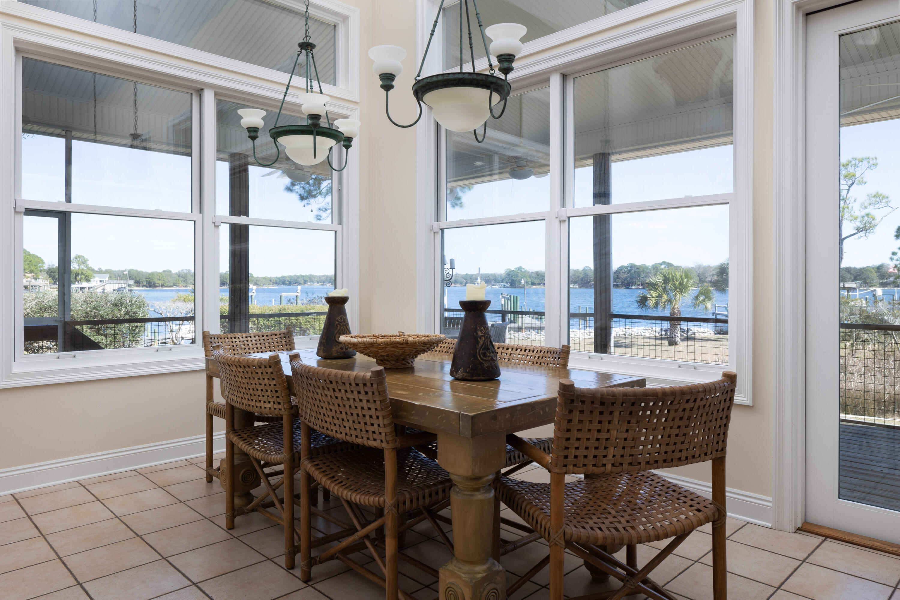STALLWORTH POINTE - Residential