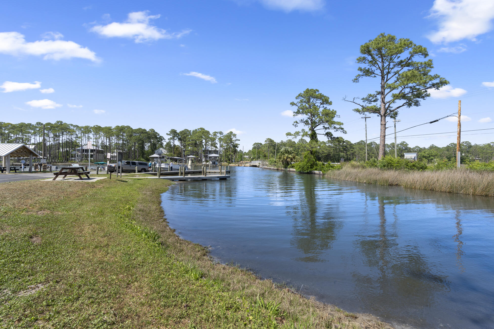 TOWN OF SANTA ROSA - Residential