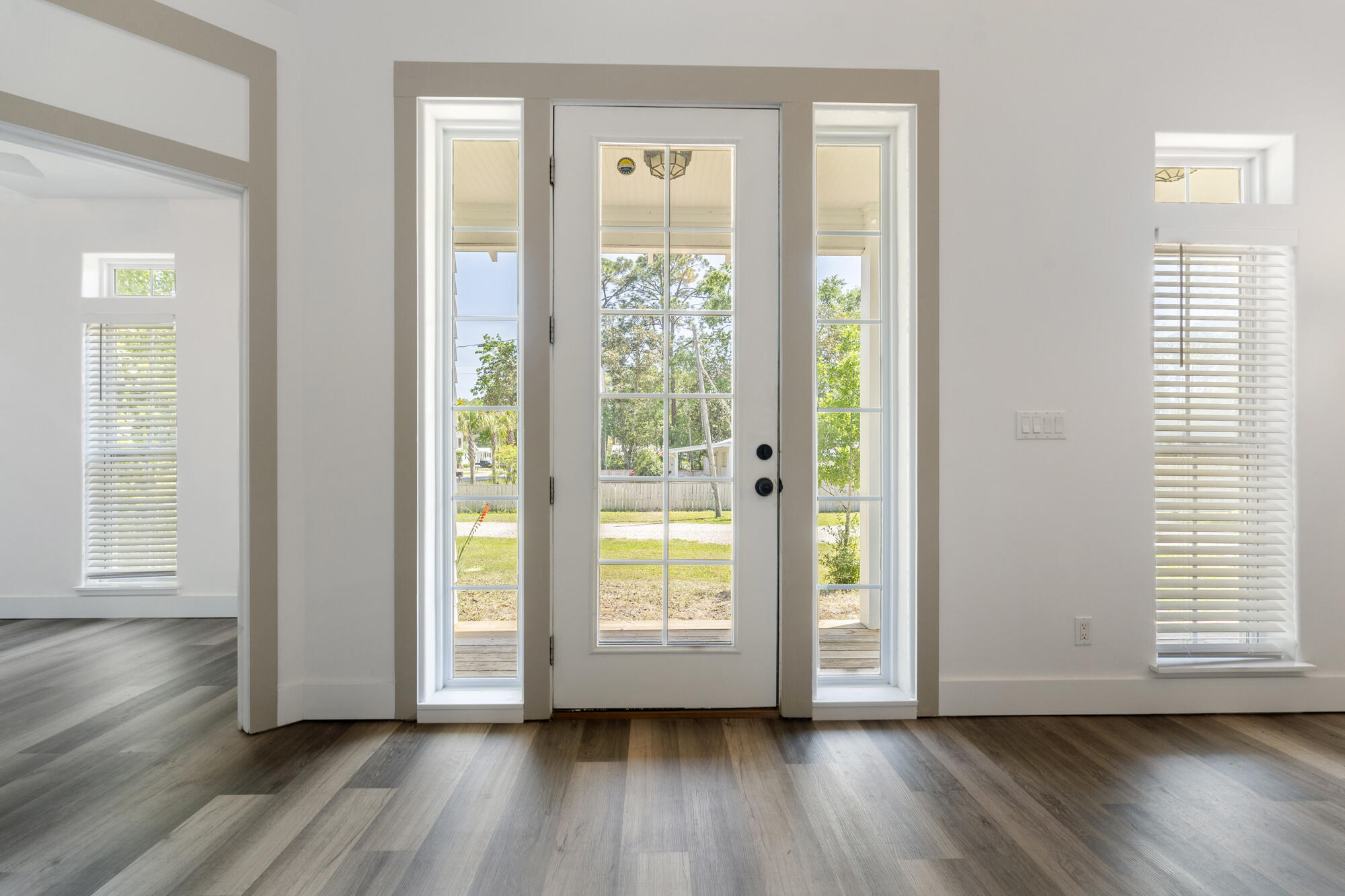 TOWN OF SANTA ROSA - Residential