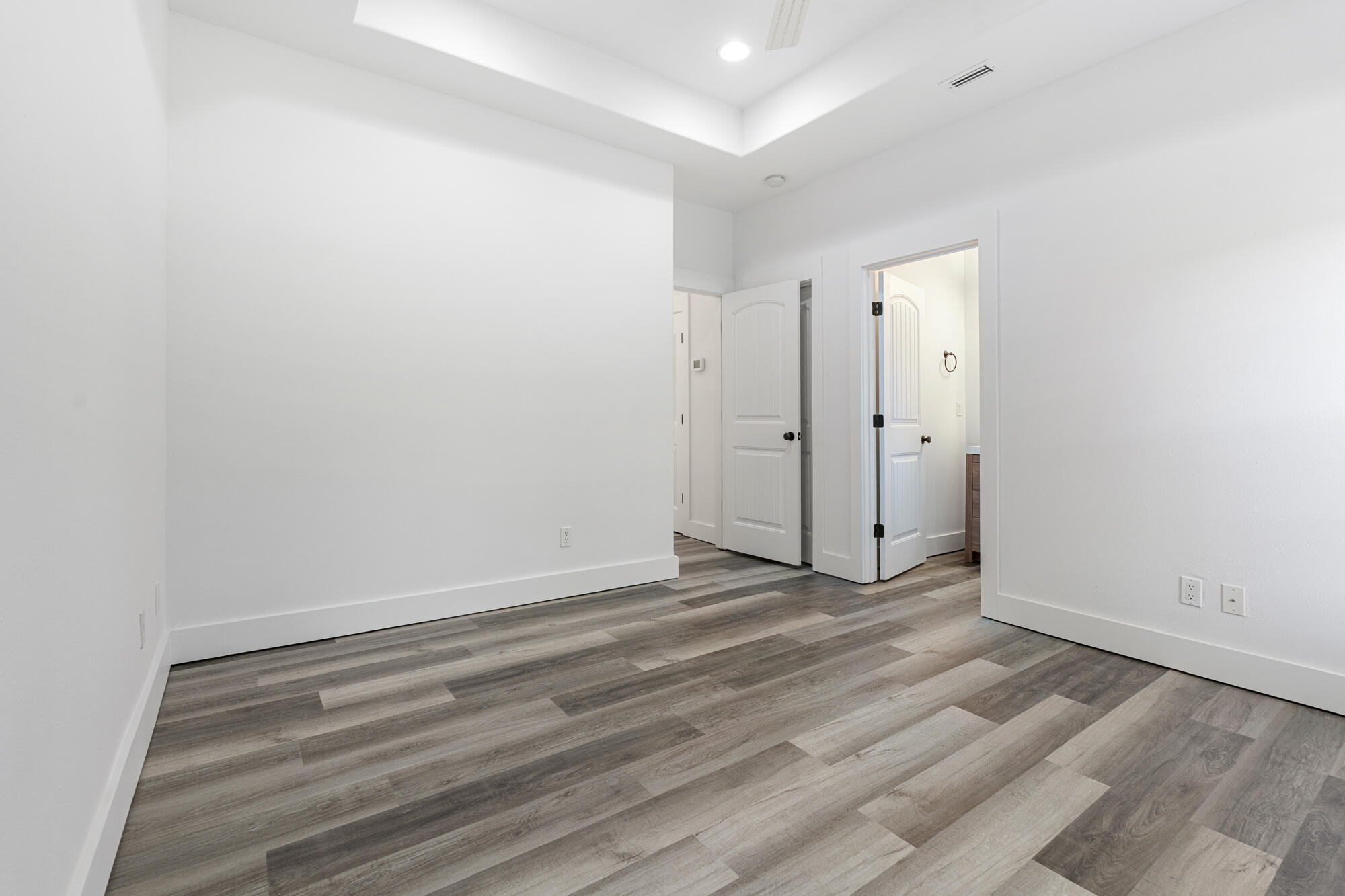 TOWN OF SANTA ROSA - Residential