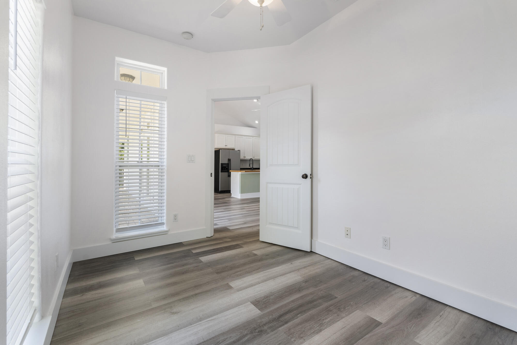 TOWN OF SANTA ROSA - Residential