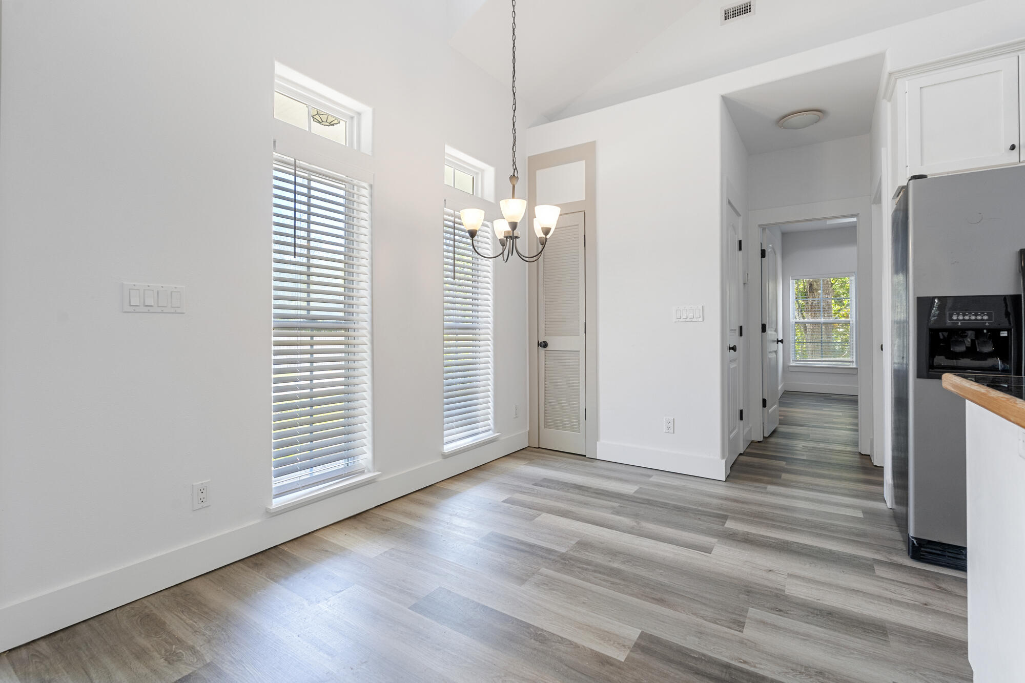 TOWN OF SANTA ROSA - Residential