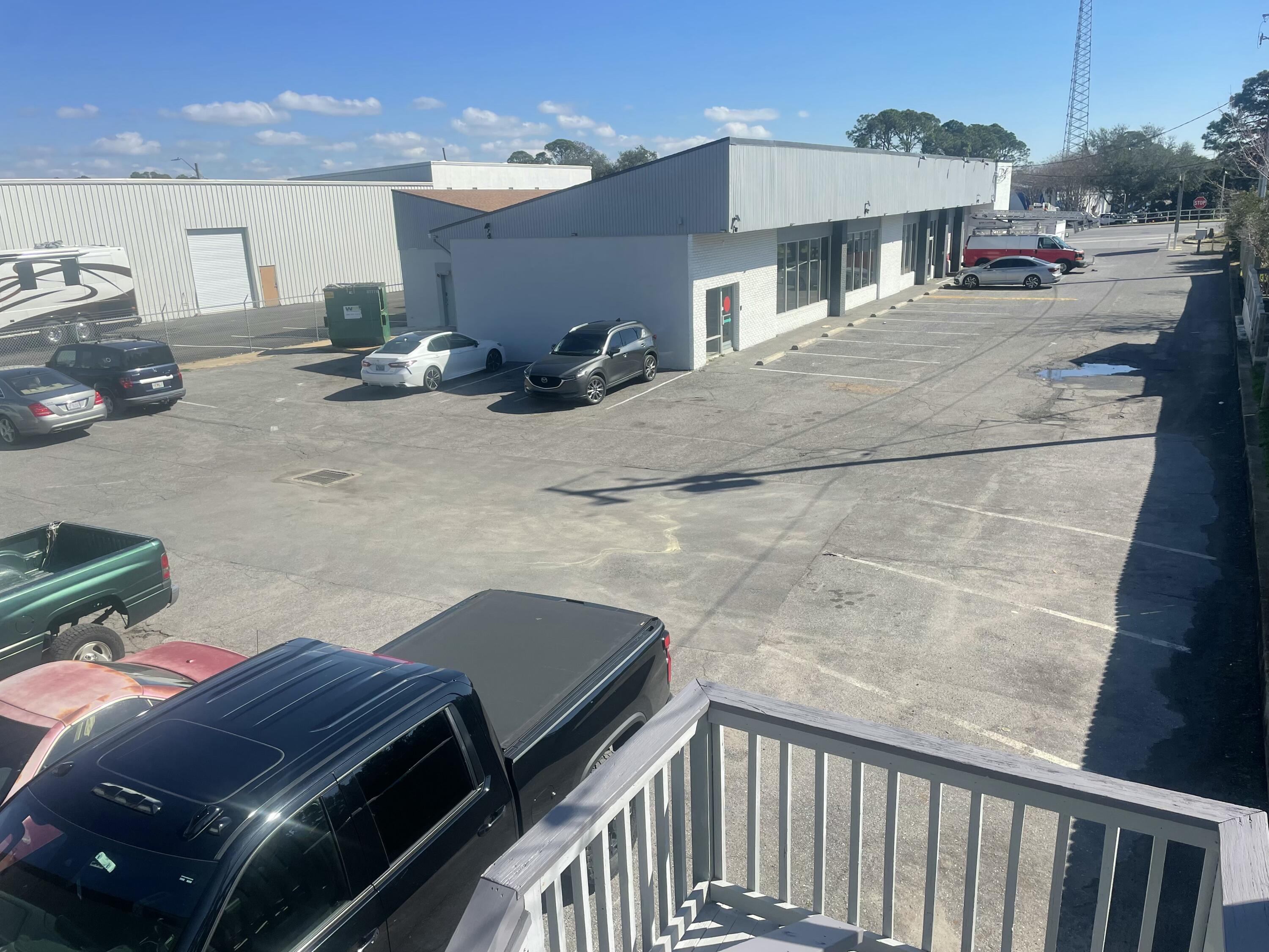 no subdivision of record - Residential Lease