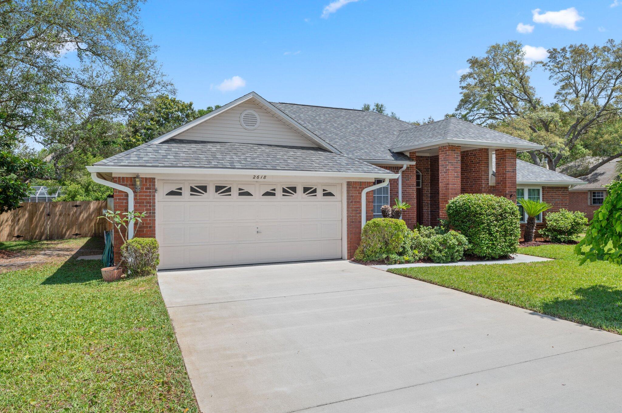 BAREFOOT CREEK - Residential