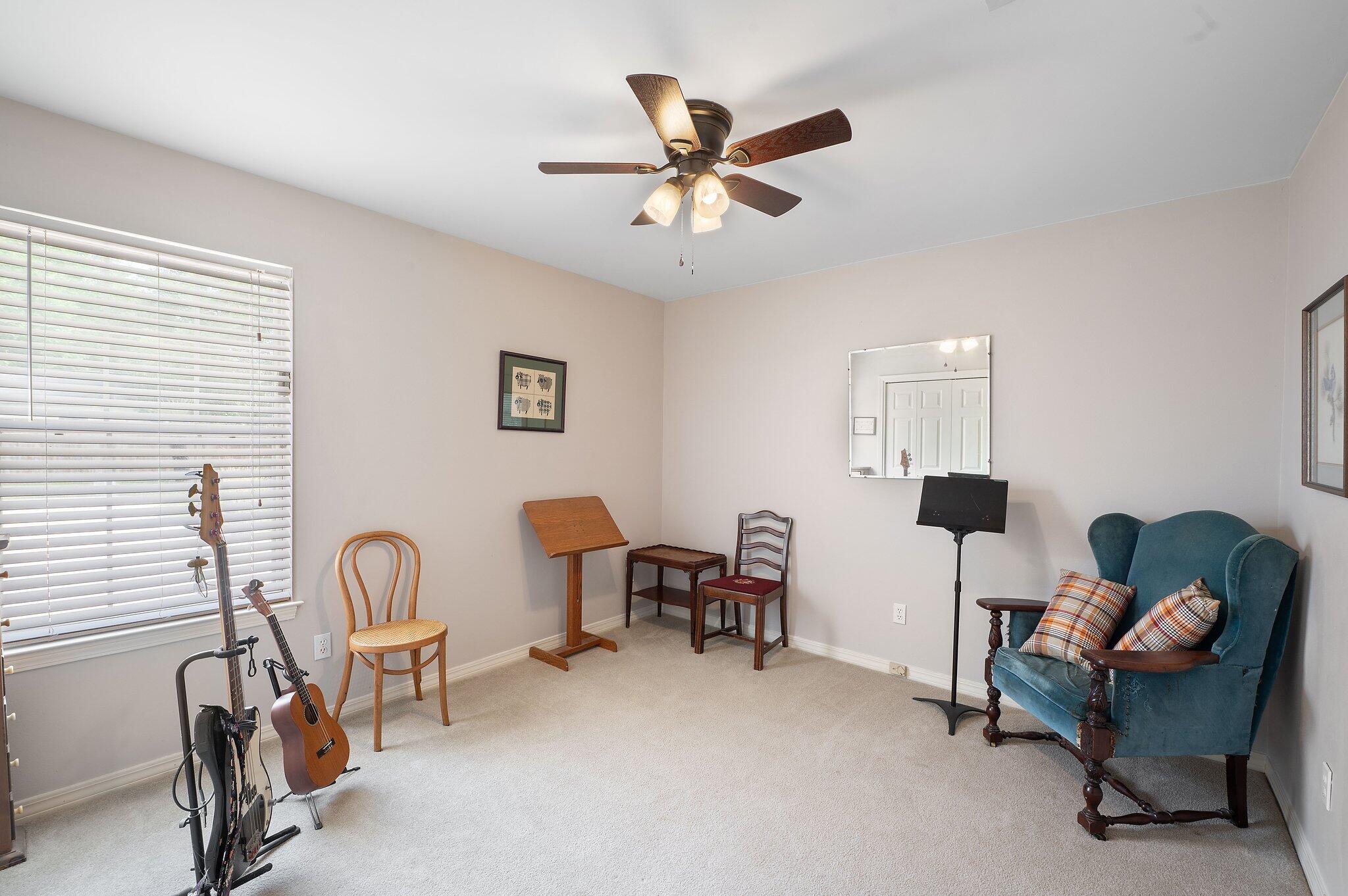 BAREFOOT CREEK - Residential