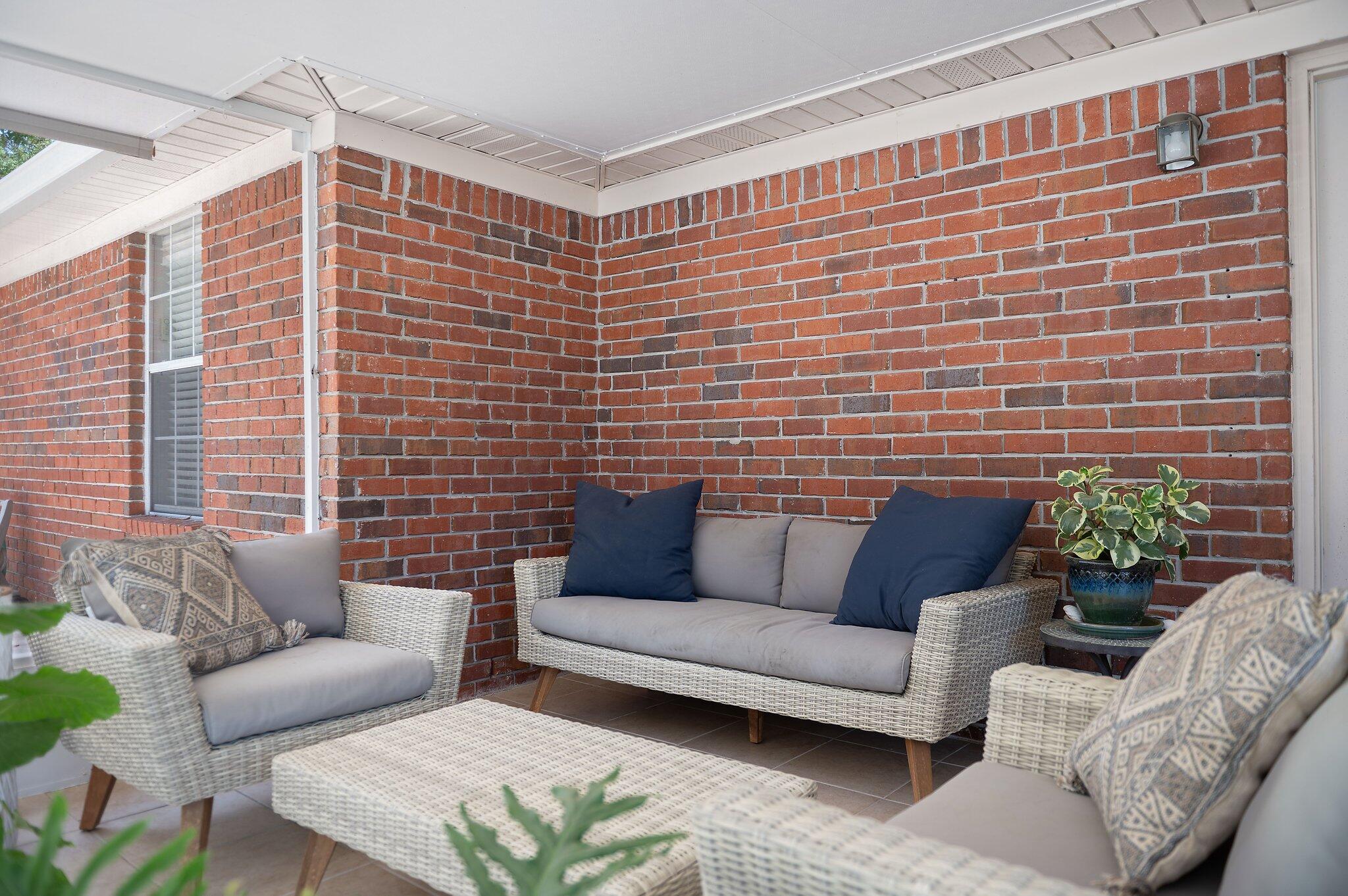 BAREFOOT CREEK - Residential