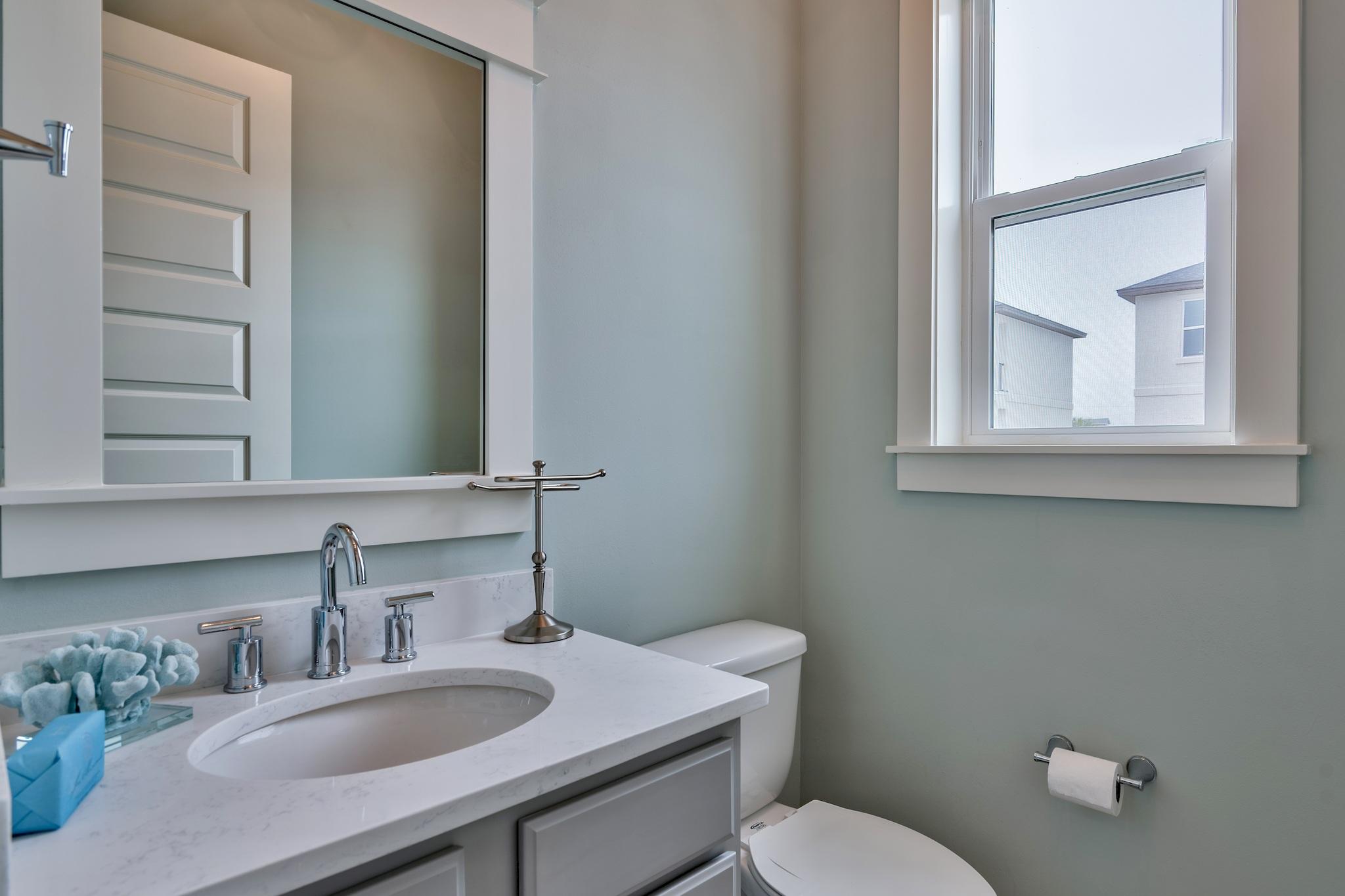 HIDDEN PALMS - Residential